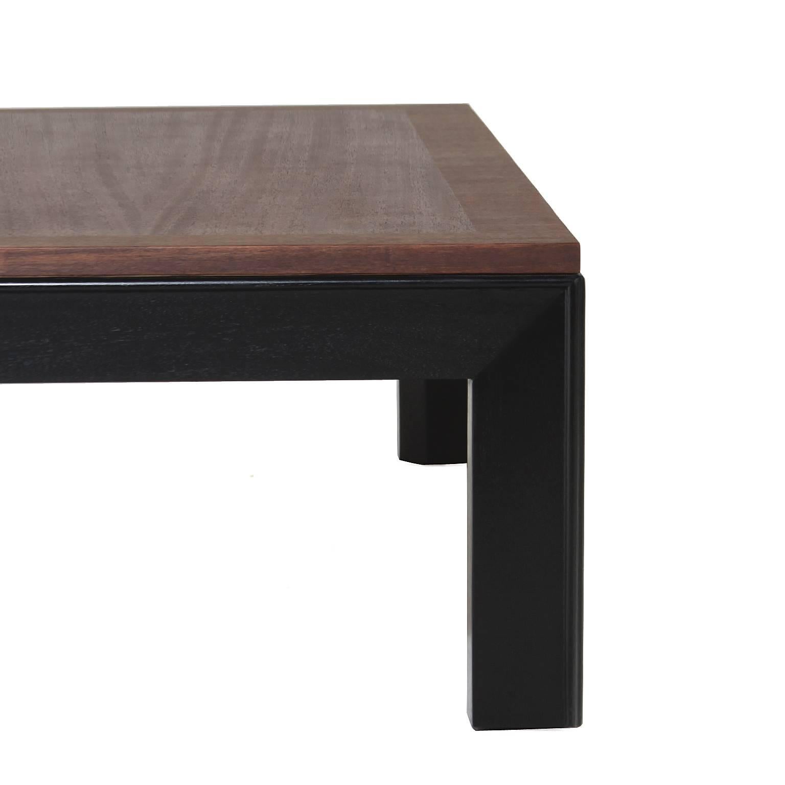 Widdicomb Mahogany and Black Lacquer Long Coffee Table  In Good Condition For Sale In Los Angeles, CA