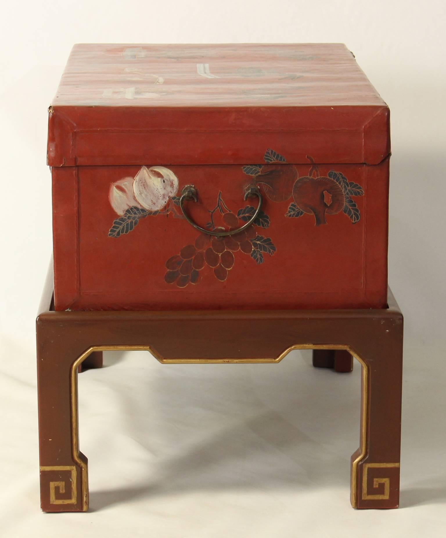 Hand-Painted Chinese Trunk on Stand In Good Condition In Kilmarnock, VA
