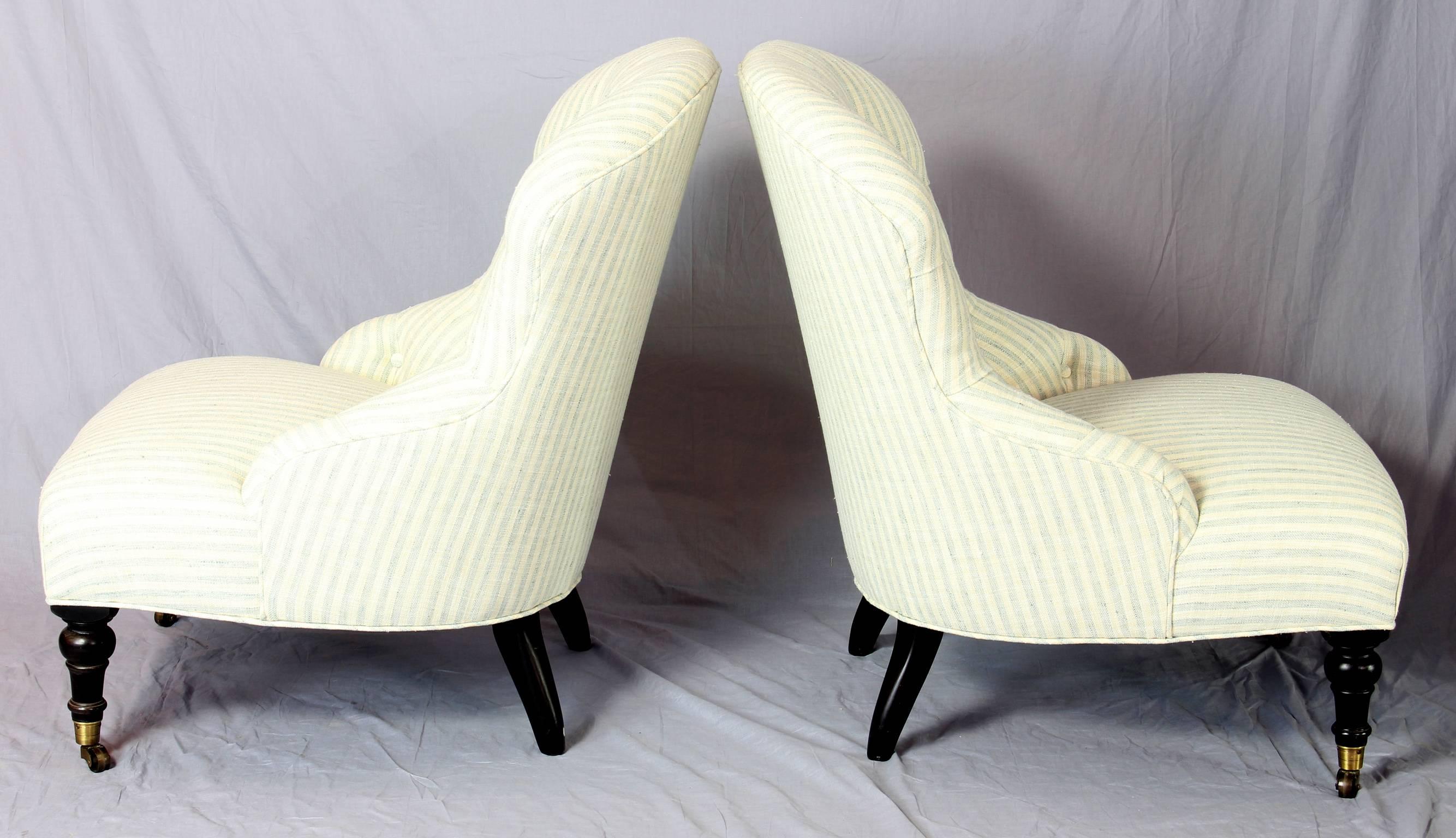 Pair of Edwardian Style Slipper Chairs In Excellent Condition In Kilmarnock, VA