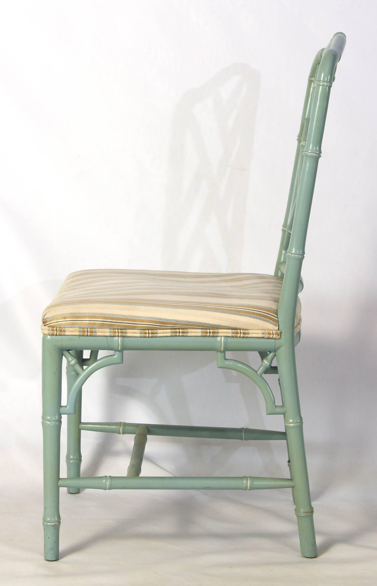 Set of Ten Faux Bamboo Chinese Chippendale Dining Chairs In Good Condition In Kilmarnock, VA