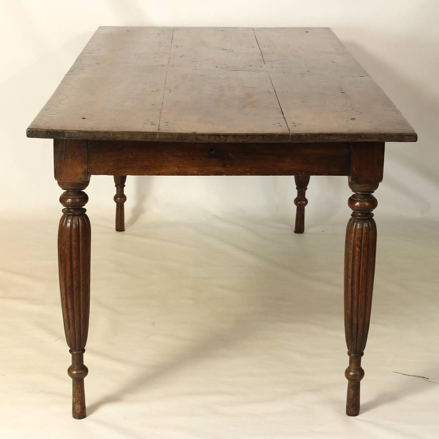 Late 18th Century English Elmwood Farm Table 1