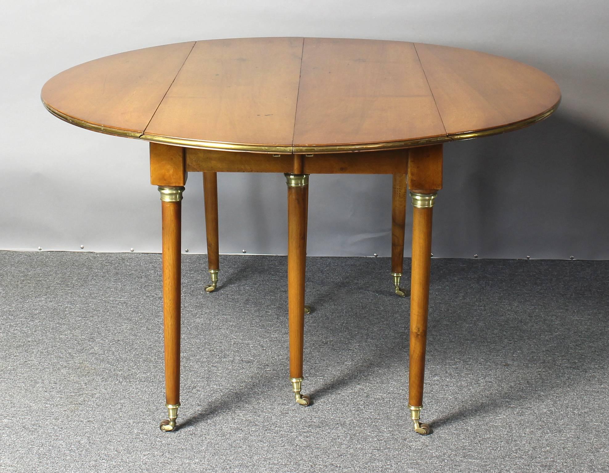 Early 19th Century French Directoire Extending Dining Table For Sale 3