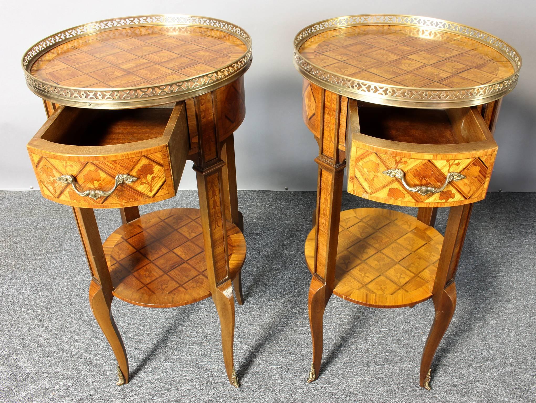 Early 20th Century Pair of French Marquetry Side Tables