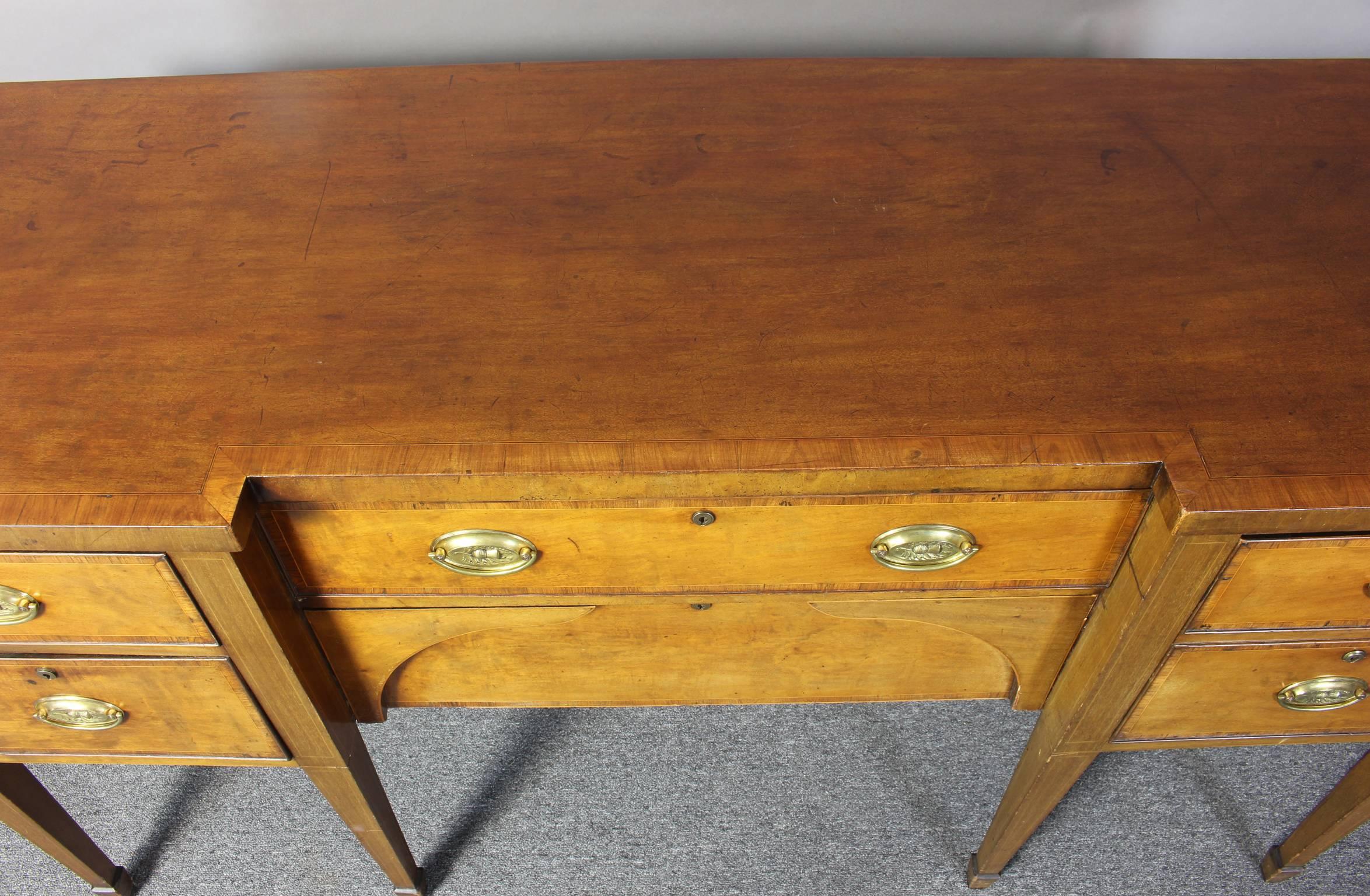 Early 19th Century Scottish Sideboard For Sale 3