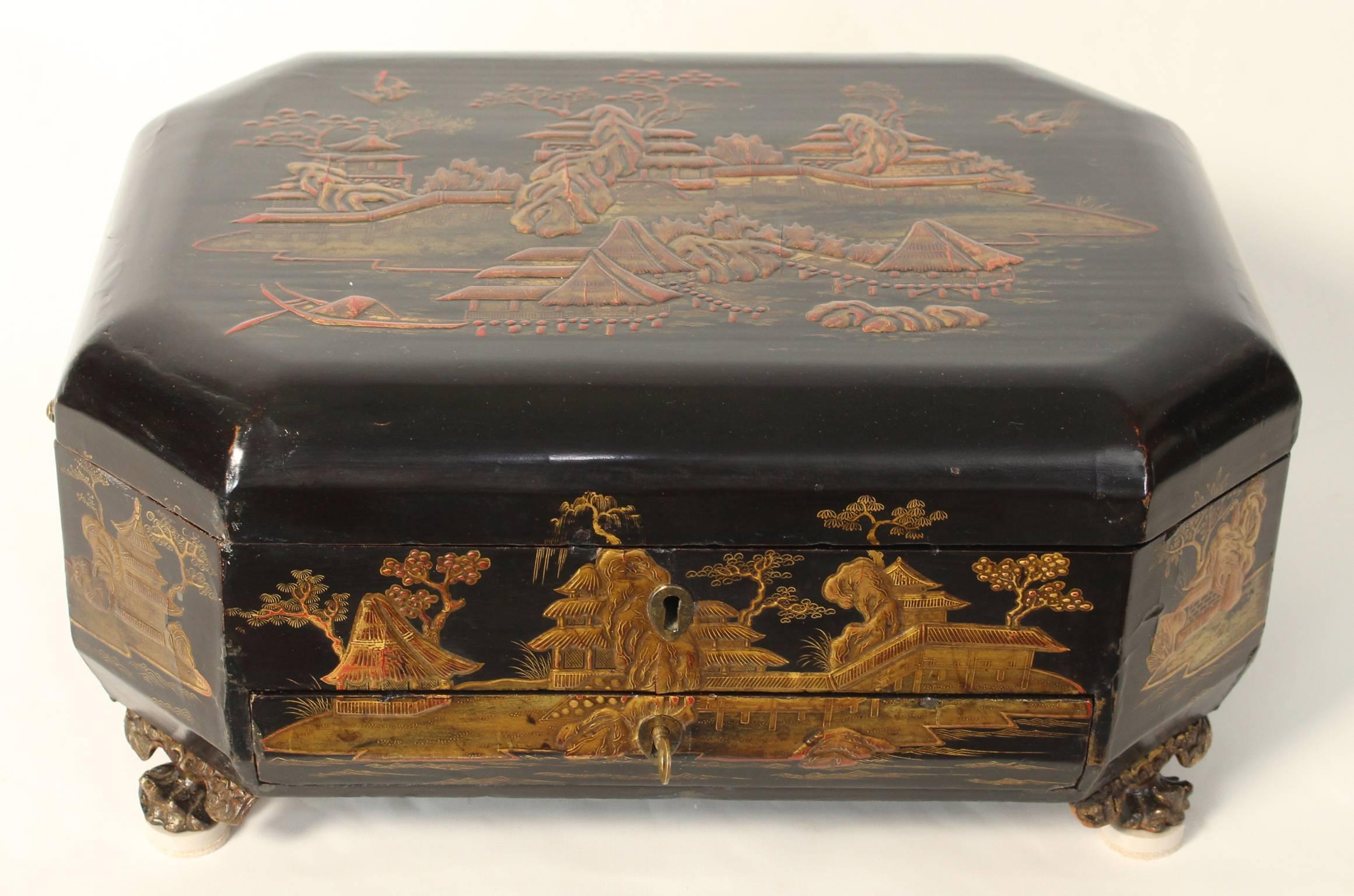 19th Century Chinese Export Sewing Box 5