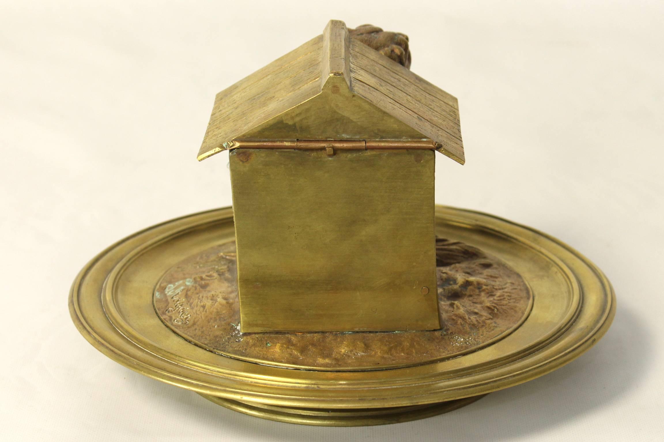 Late 19th Century French Bronze Inkwell In Excellent Condition For Sale In Kilmarnock, VA