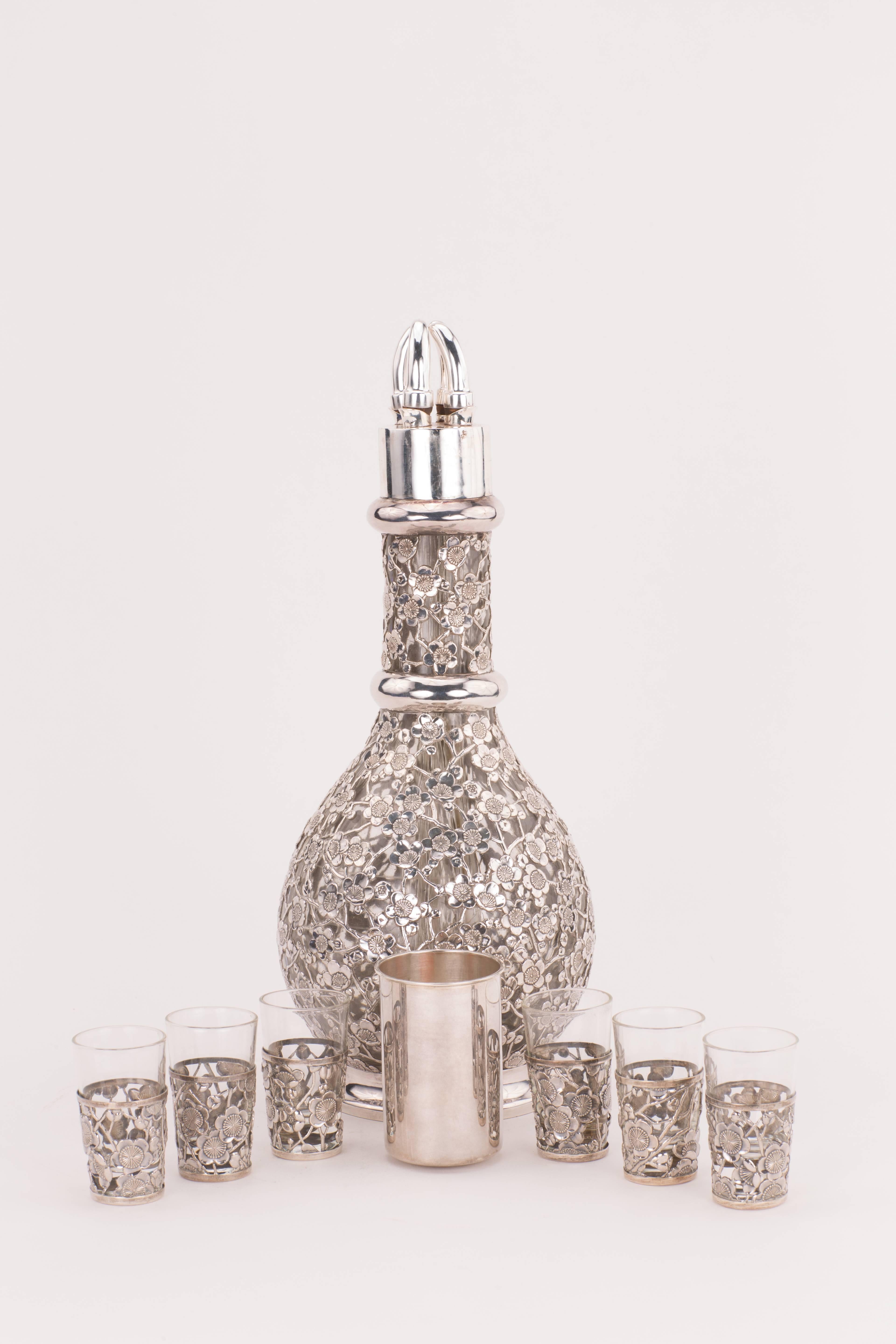 French Art Nouveau Sterling Silver Overlay Decanter and Matching Cordials In Excellent Condition In Englewood, NJ