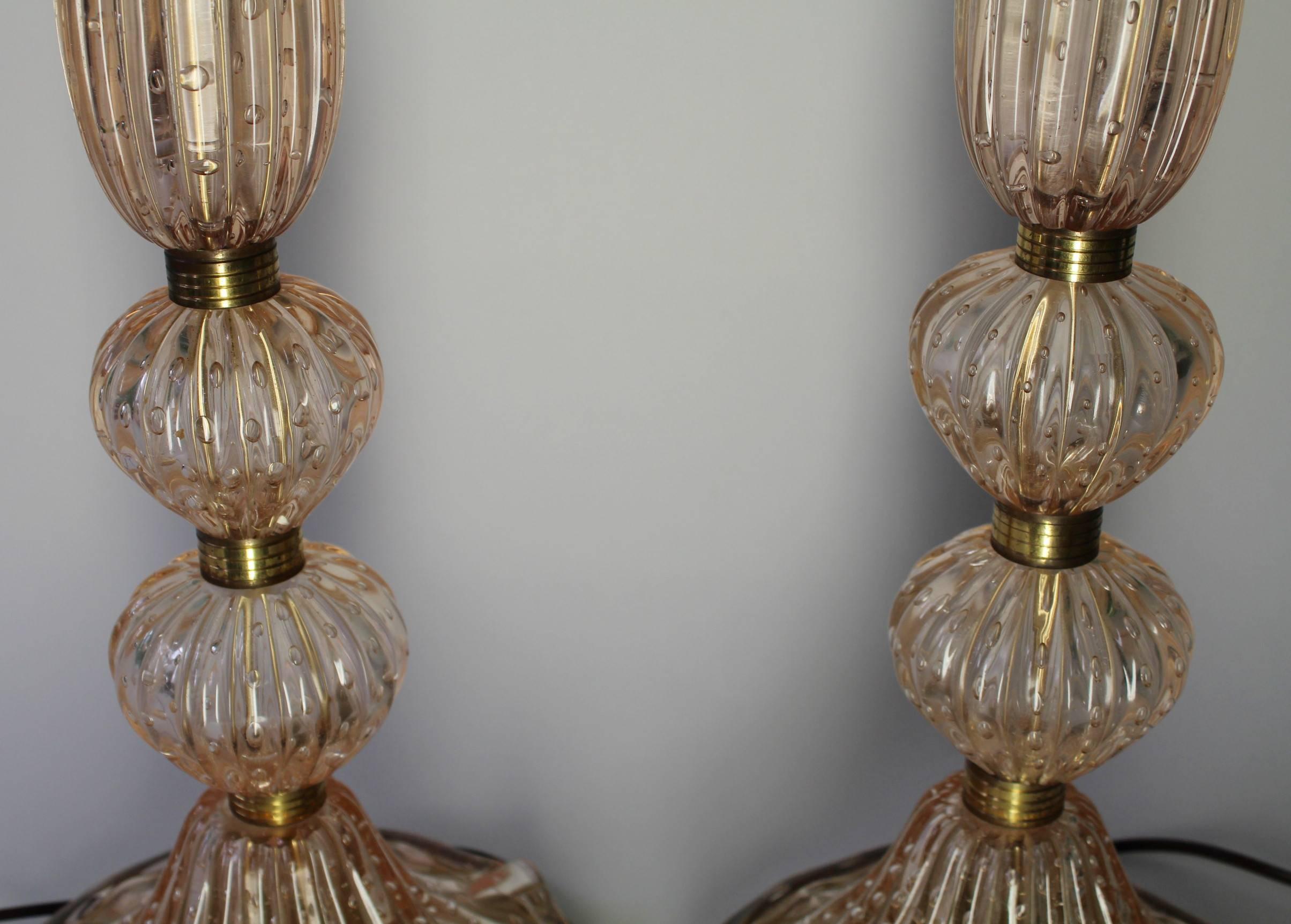 Pair of Barovier e Toso Pink Murano Glass Lamps In Good Condition In New York, NY