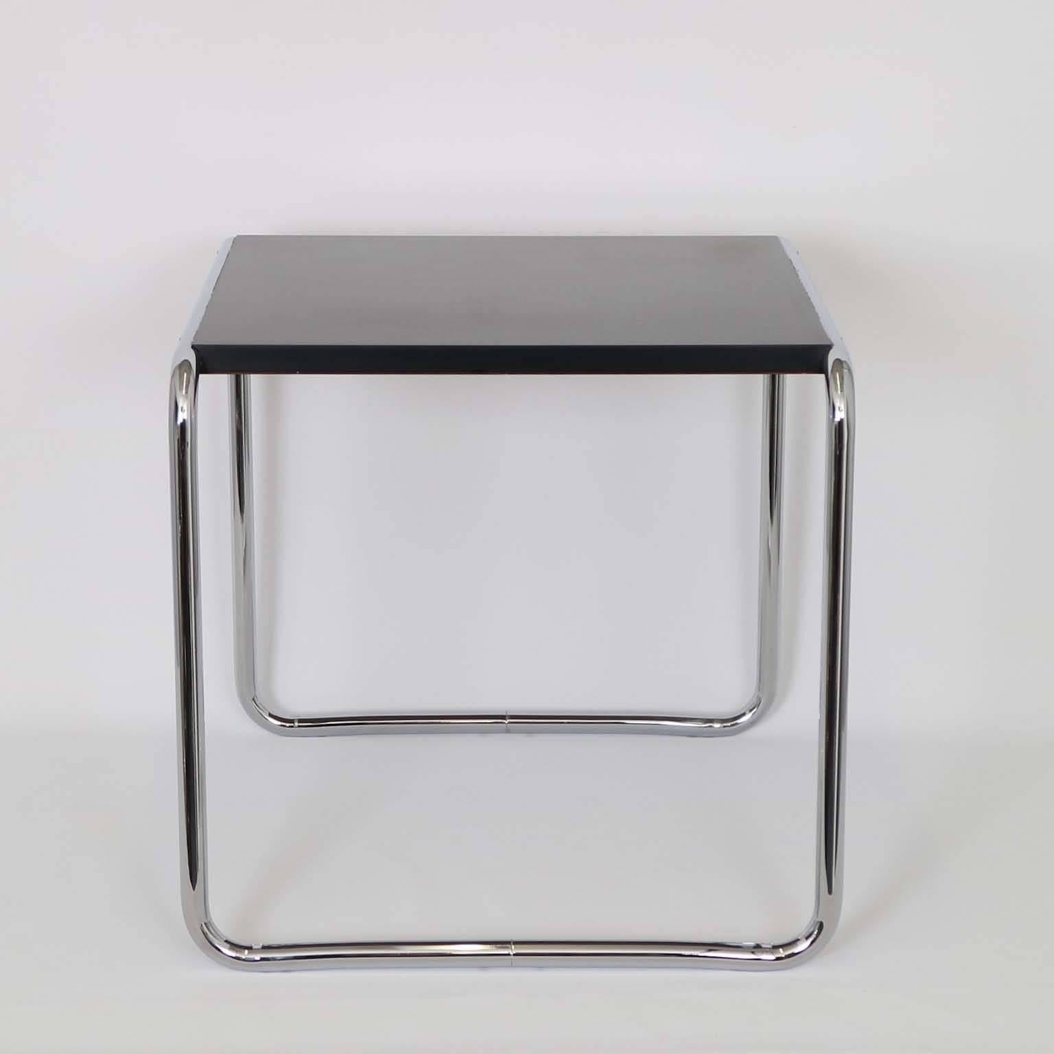 Signed Side Table by Marcel Breuer for Knoll Studio In Good Condition In New York, NY