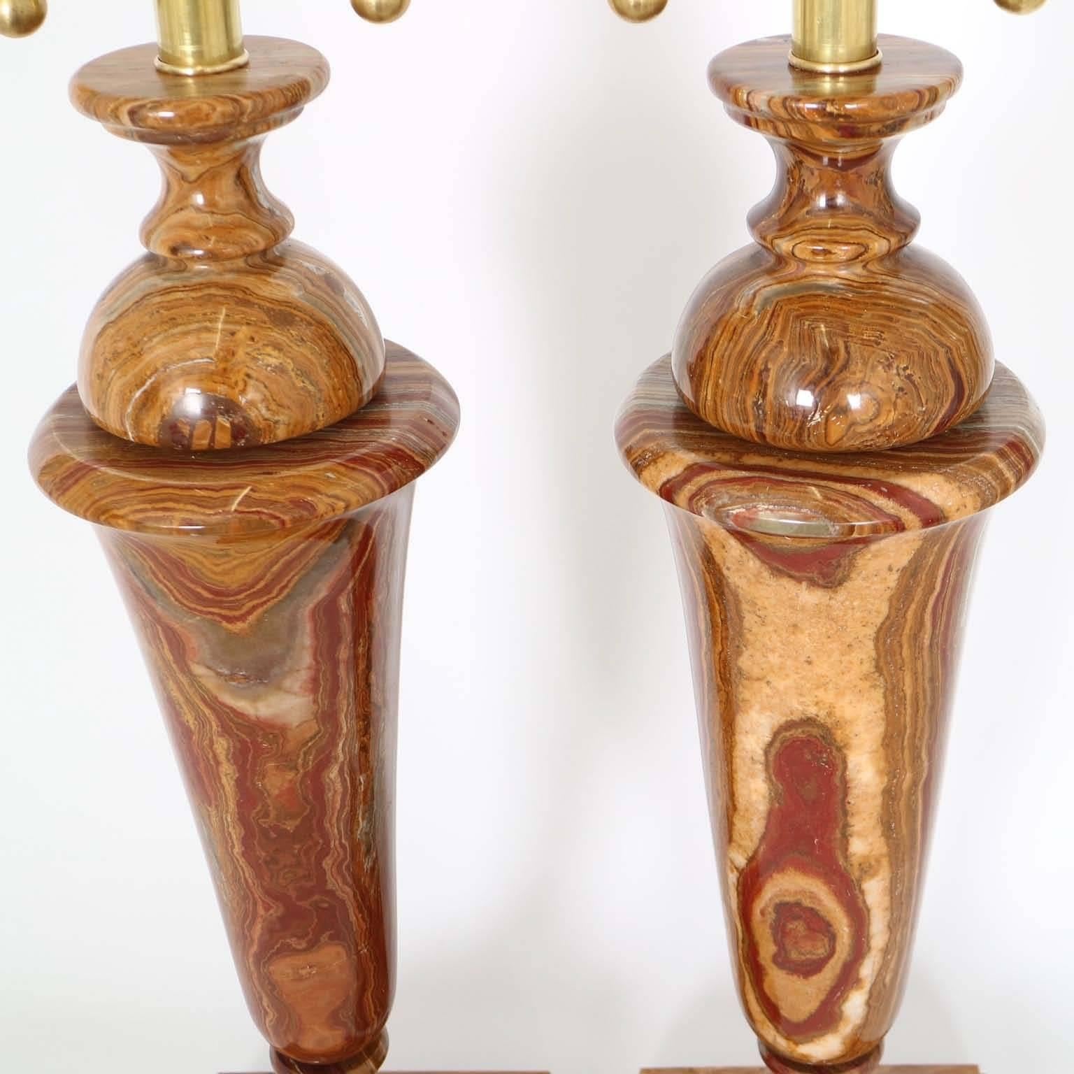 Pair of Italian Volcano Onyx Lamps In Excellent Condition In New York, NY