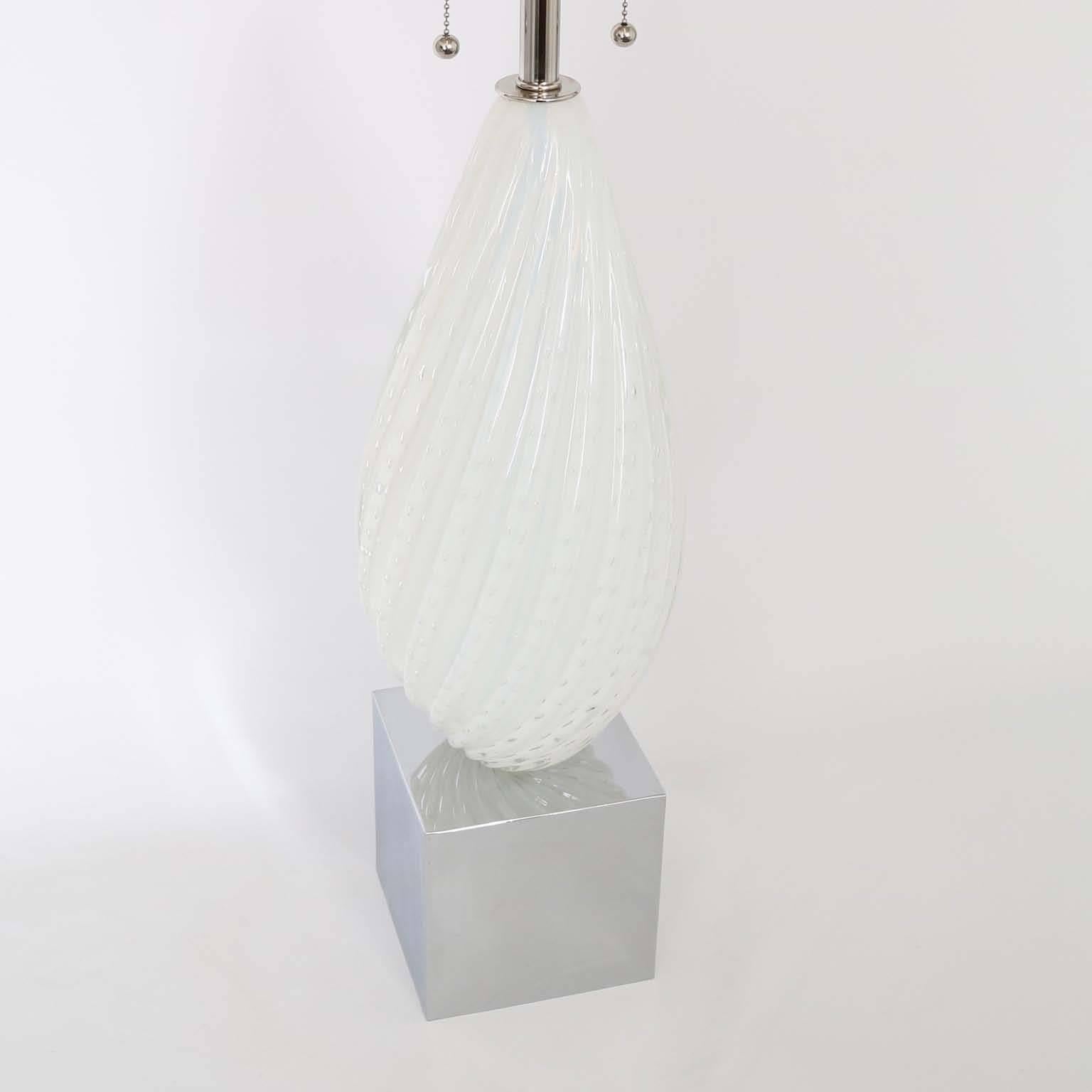 Barbini Murano White Glass Lamp In Excellent Condition In New York, NY