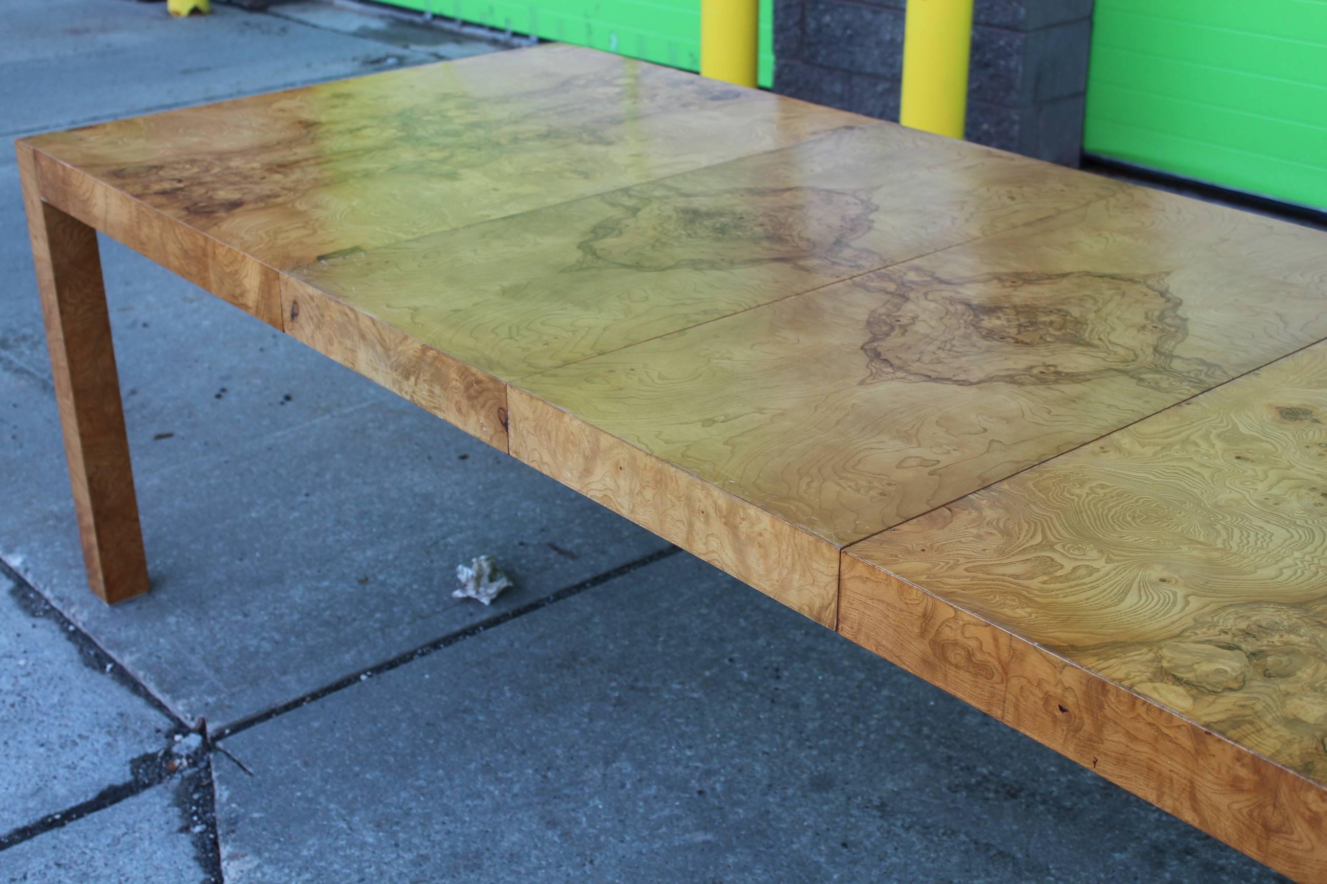 Milo Baughman Parsons Style Burl Dining Table for Lane In Good Condition In New York, NY