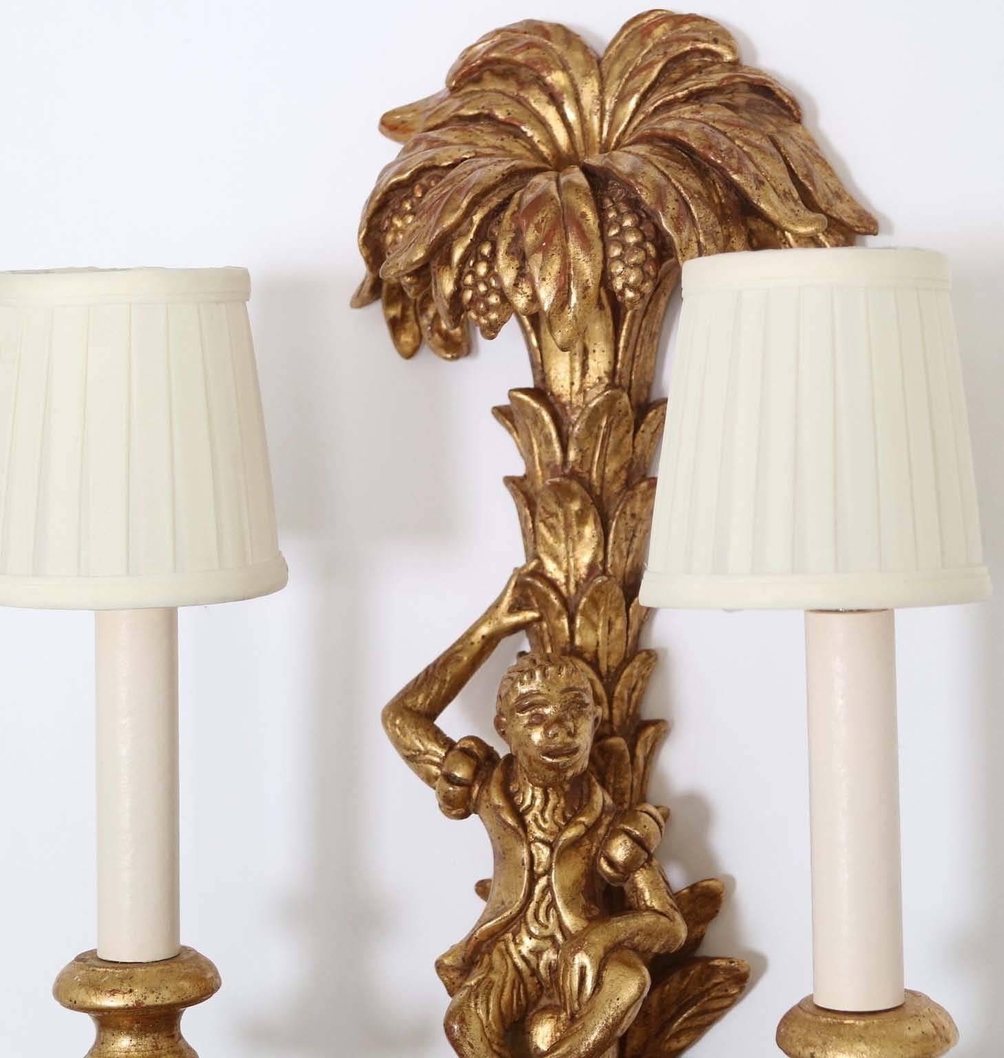 Mid-20th Century Pair of Mid-Century Italian Hollywood Regency Gilded Monkey Sconces