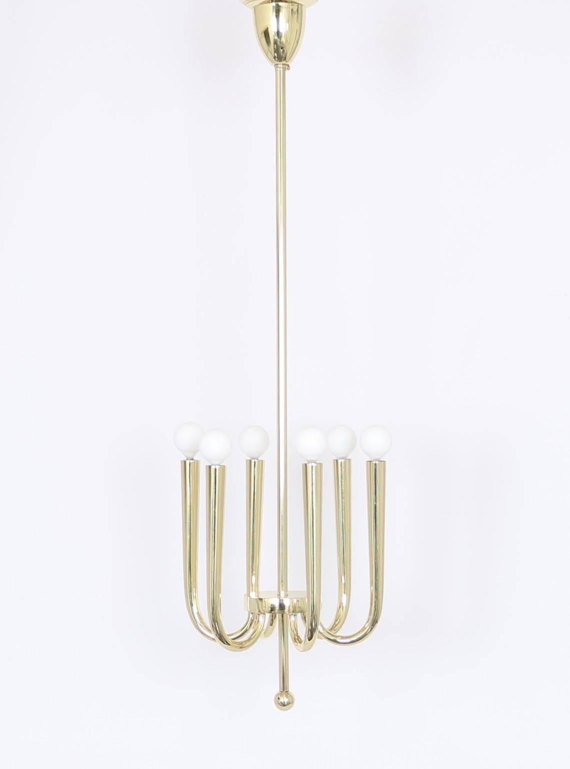 Italian 1930s Brass Chandelier, Attributed to Gio Ponti In Good Condition In New York, NY