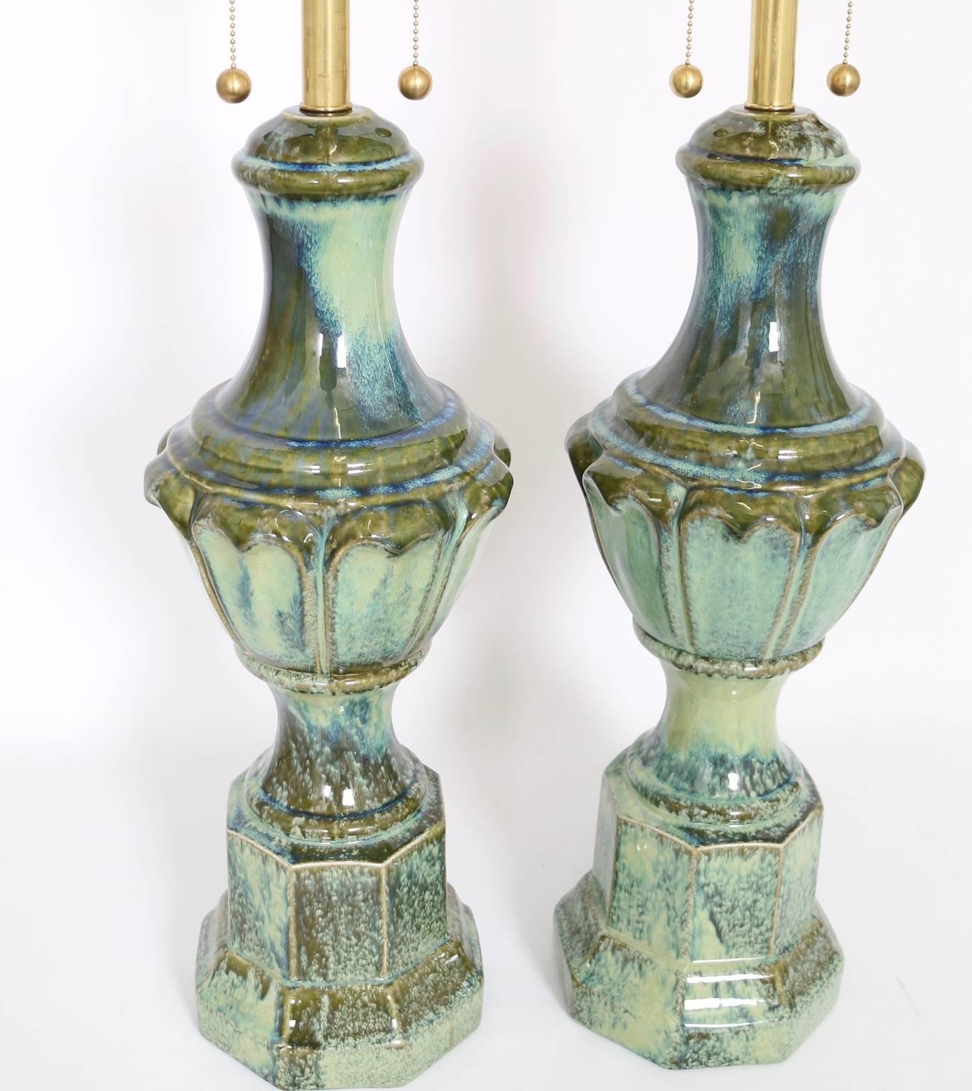 American Pair of Mid-Century Majolica Style Porcelain Baluster Lamps