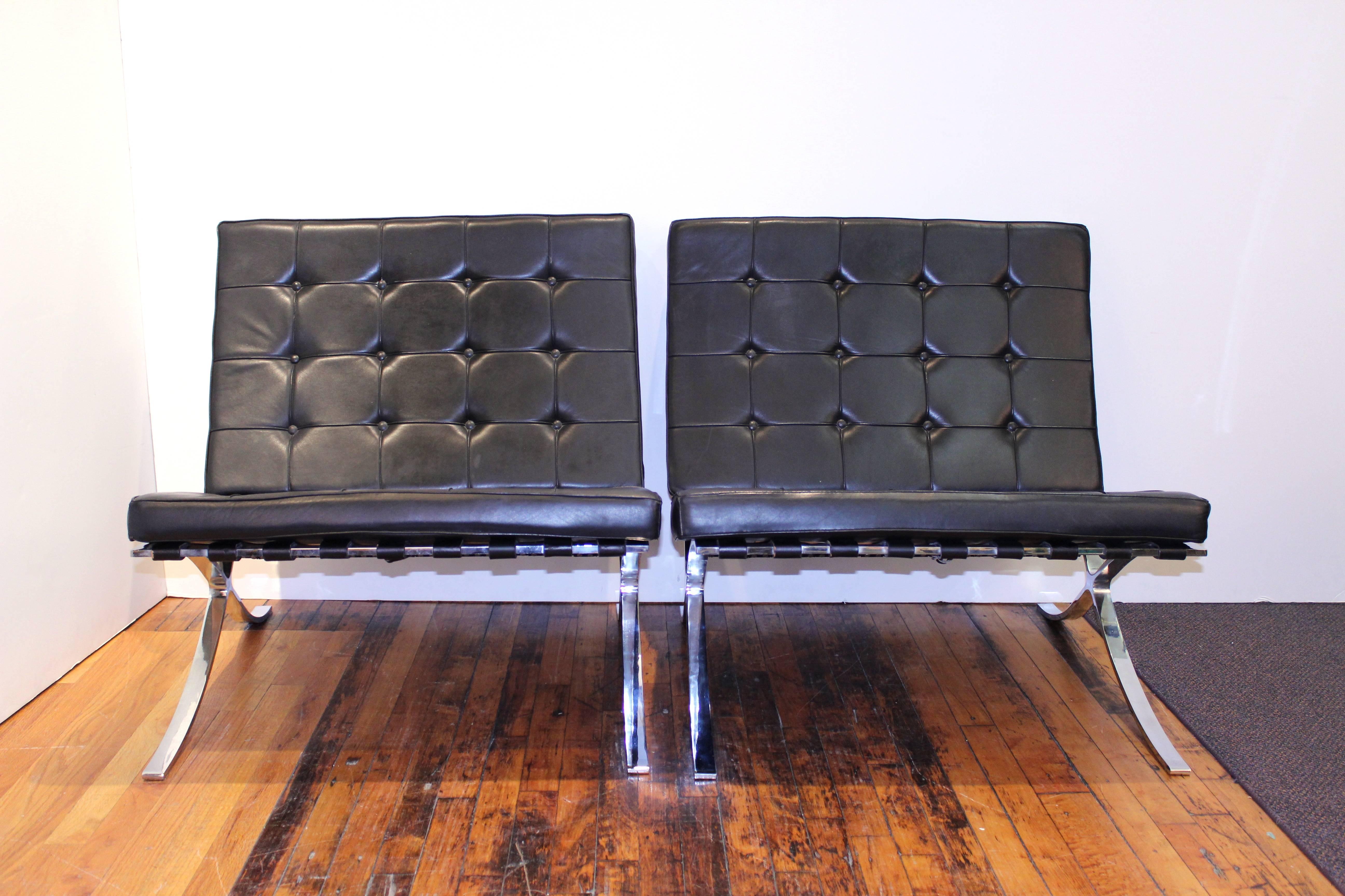 Mid-Century Modern Pair of Barcelona Chairs by Knoll