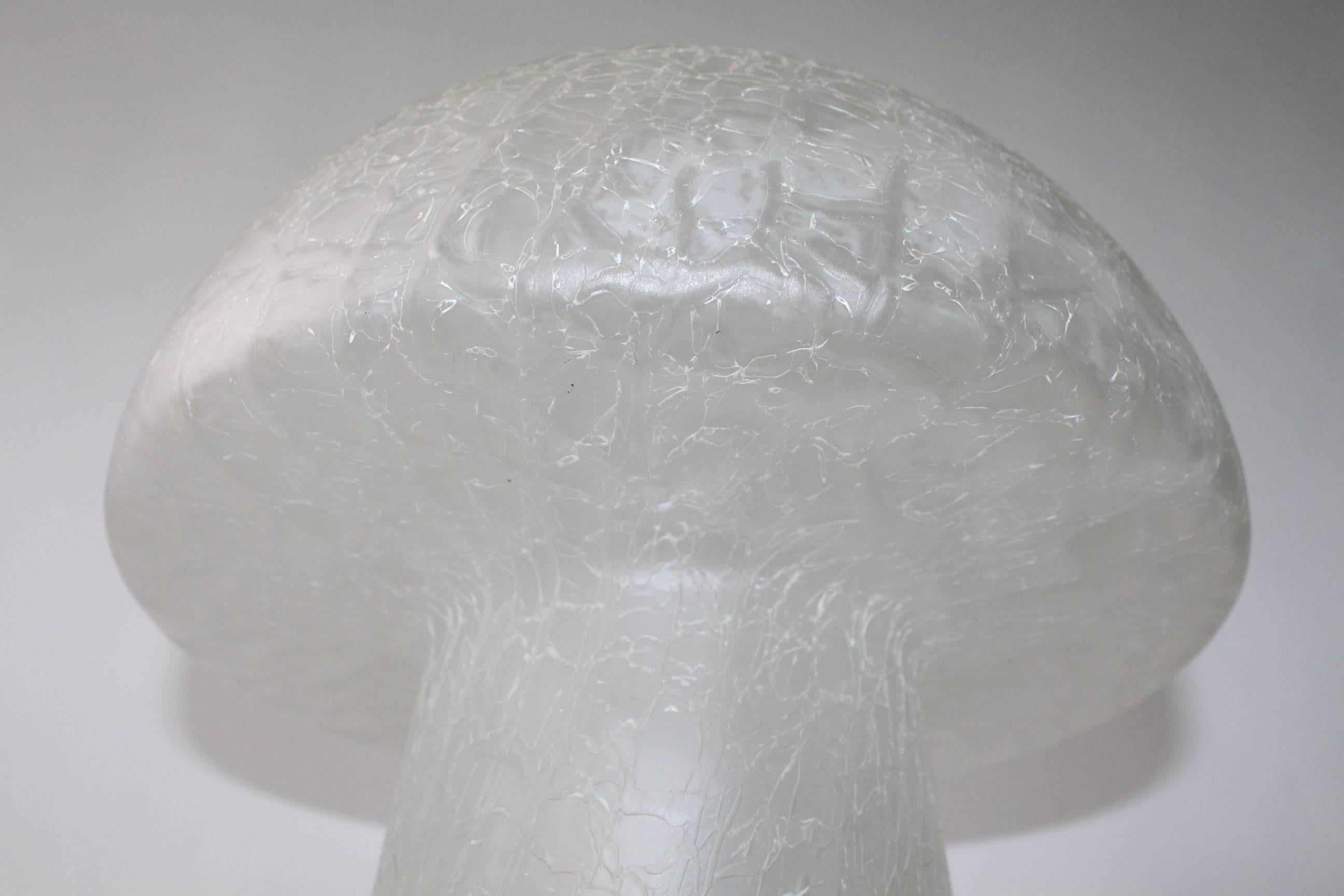Late 20th Century Pair of Italian Murano Glass Lamps in Mushroom Form