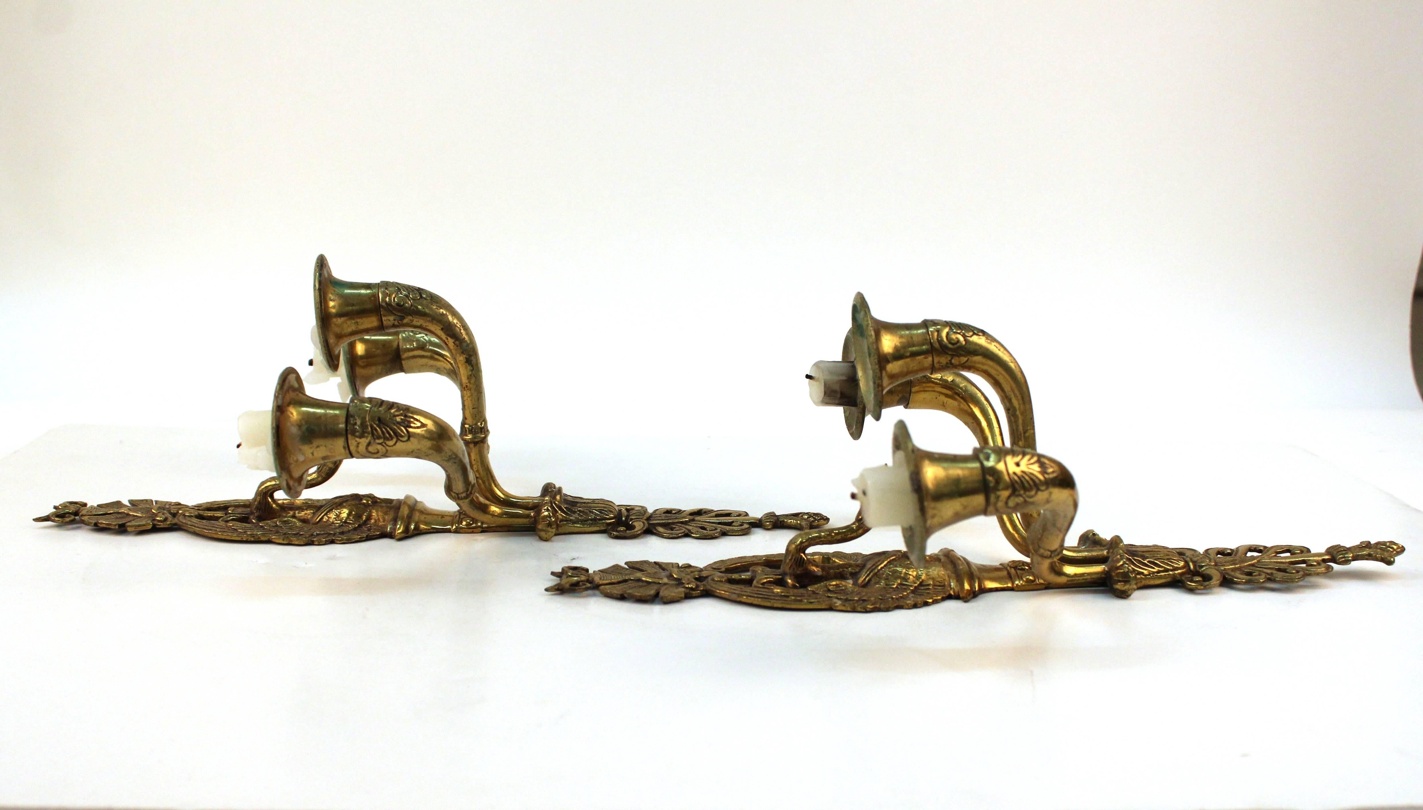 Pair of 19th Century French Empire Swan Sconces 1