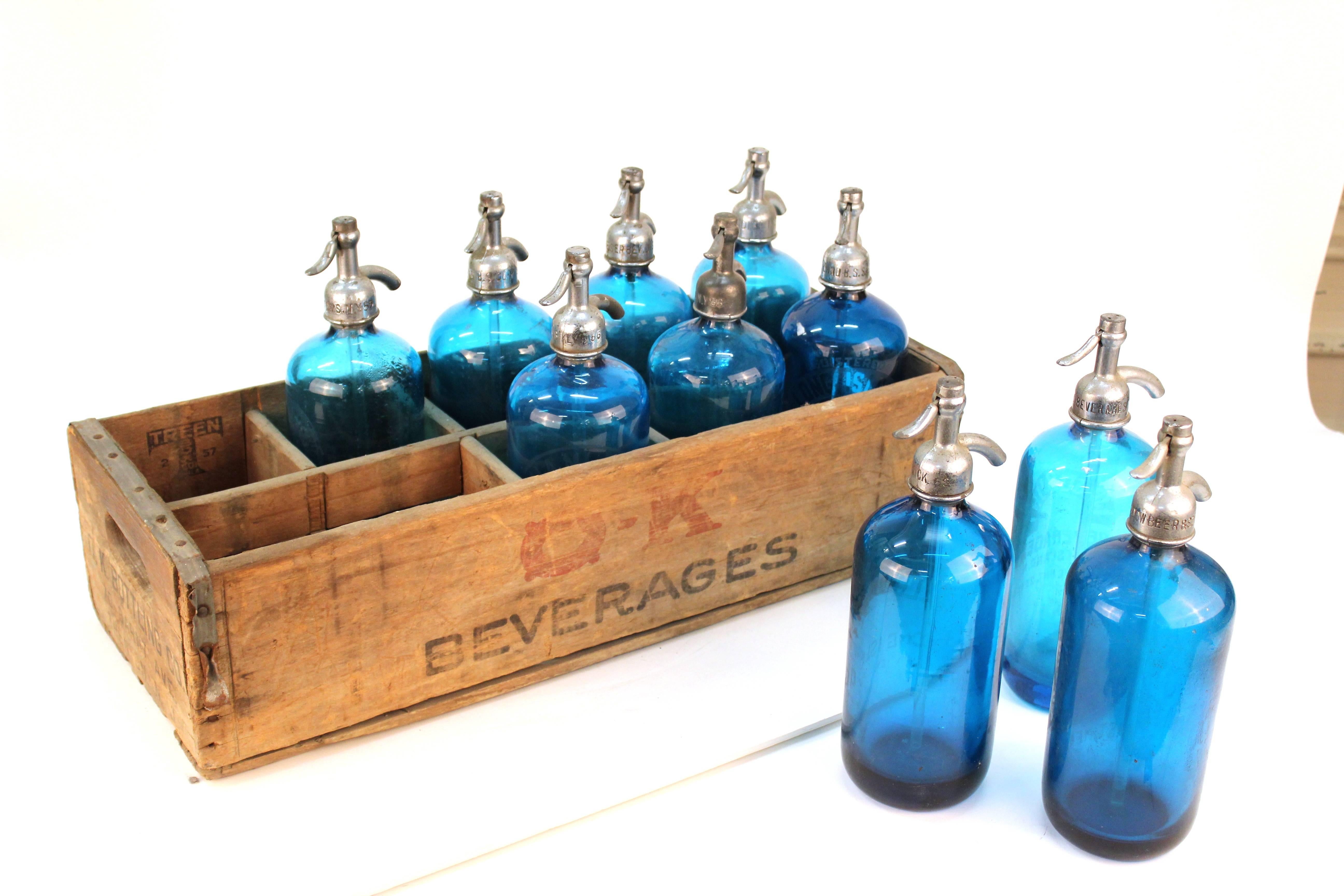 Vintage Seltzer Bottles In Good Condition In New York, NY