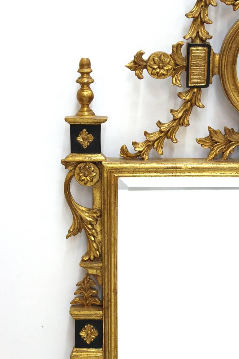 Georgian-Style Gilt Wall Mirror In Good Condition In New York, NY