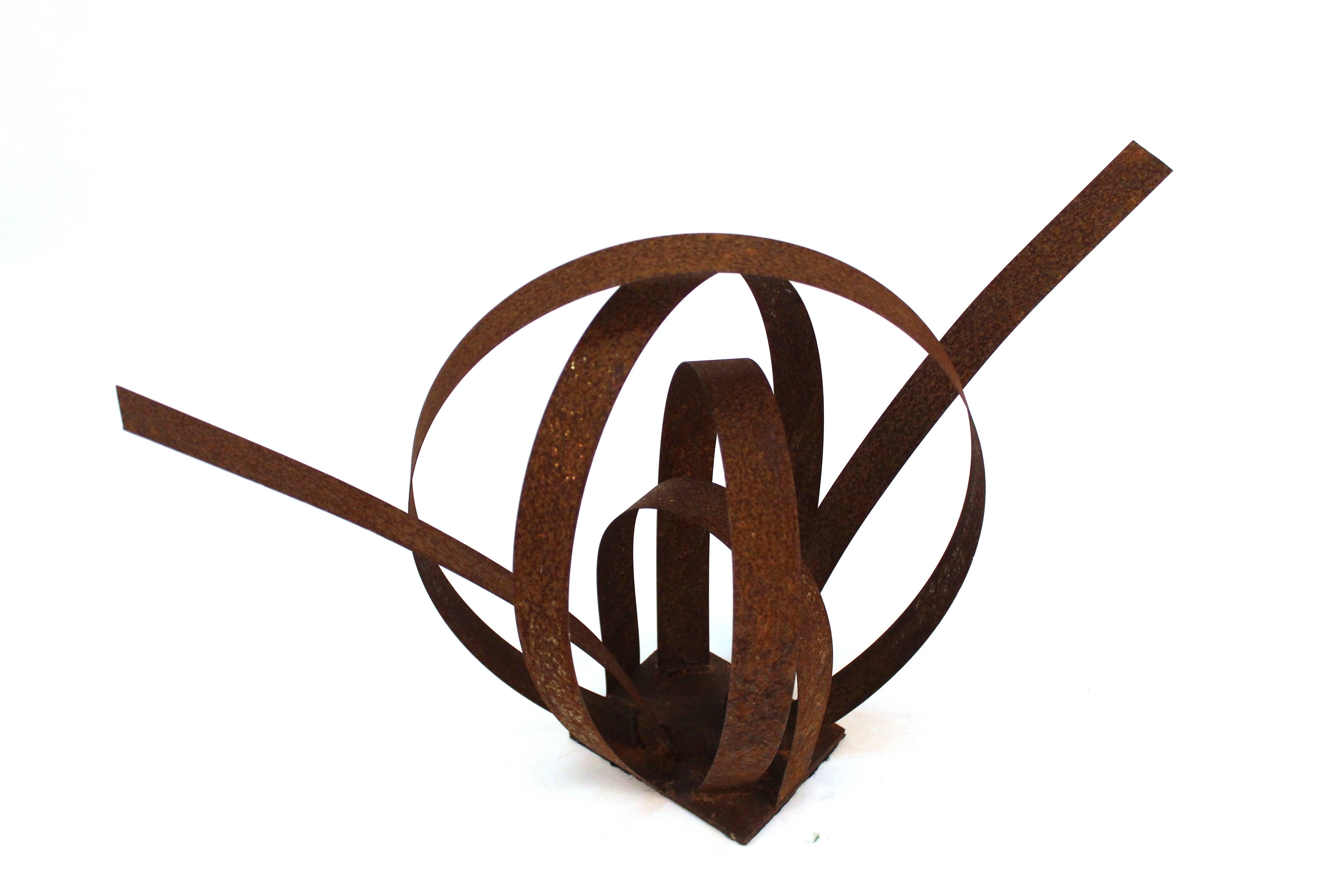 Abstract Loop Metal Sculpture In Good Condition In New York, NY