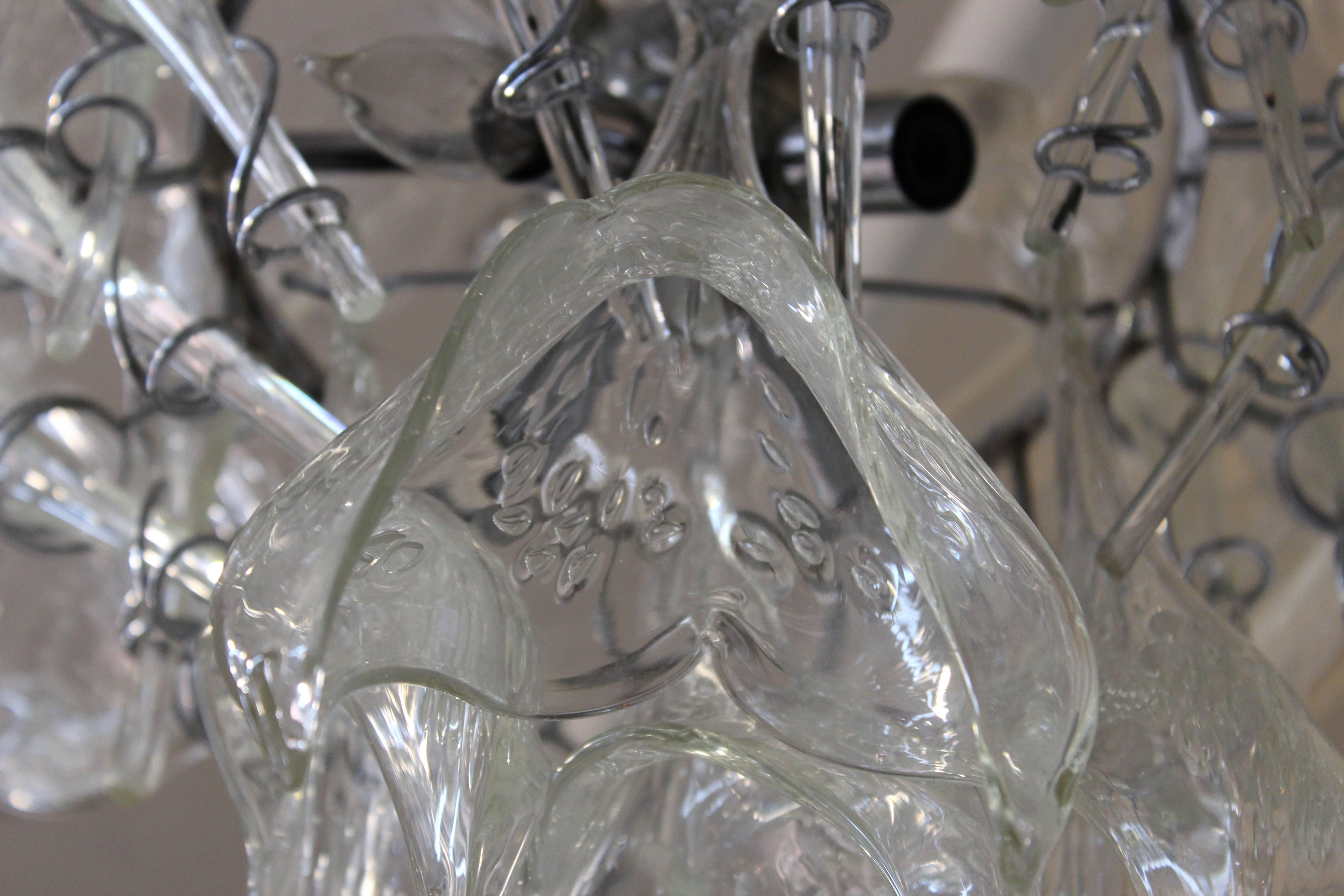 Italian Mid-Century Murano Glass Pulegoso Flame Chandelier