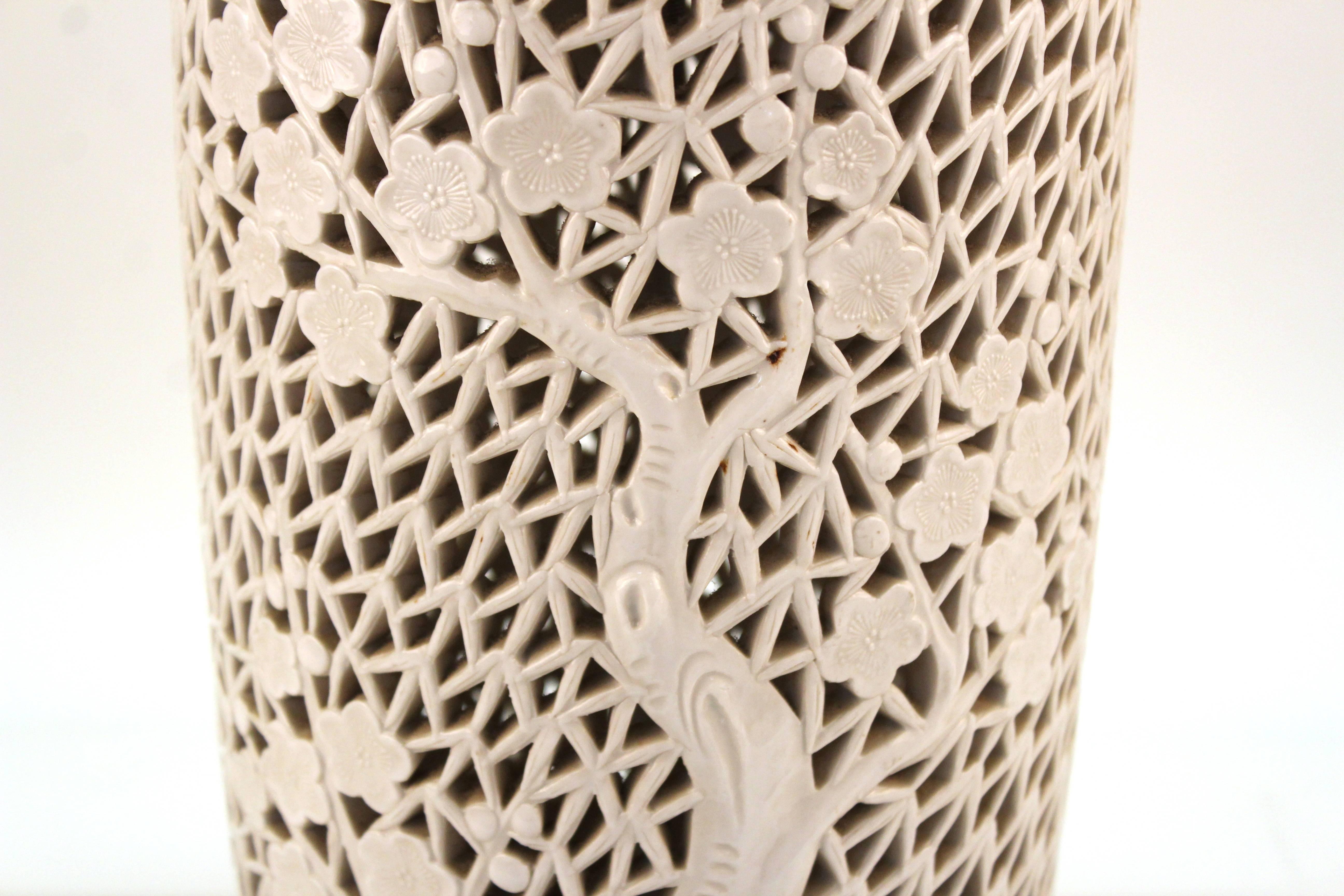 Blanc de Chine Table Lamp in Blossom Pattern In Good Condition In New York, NY