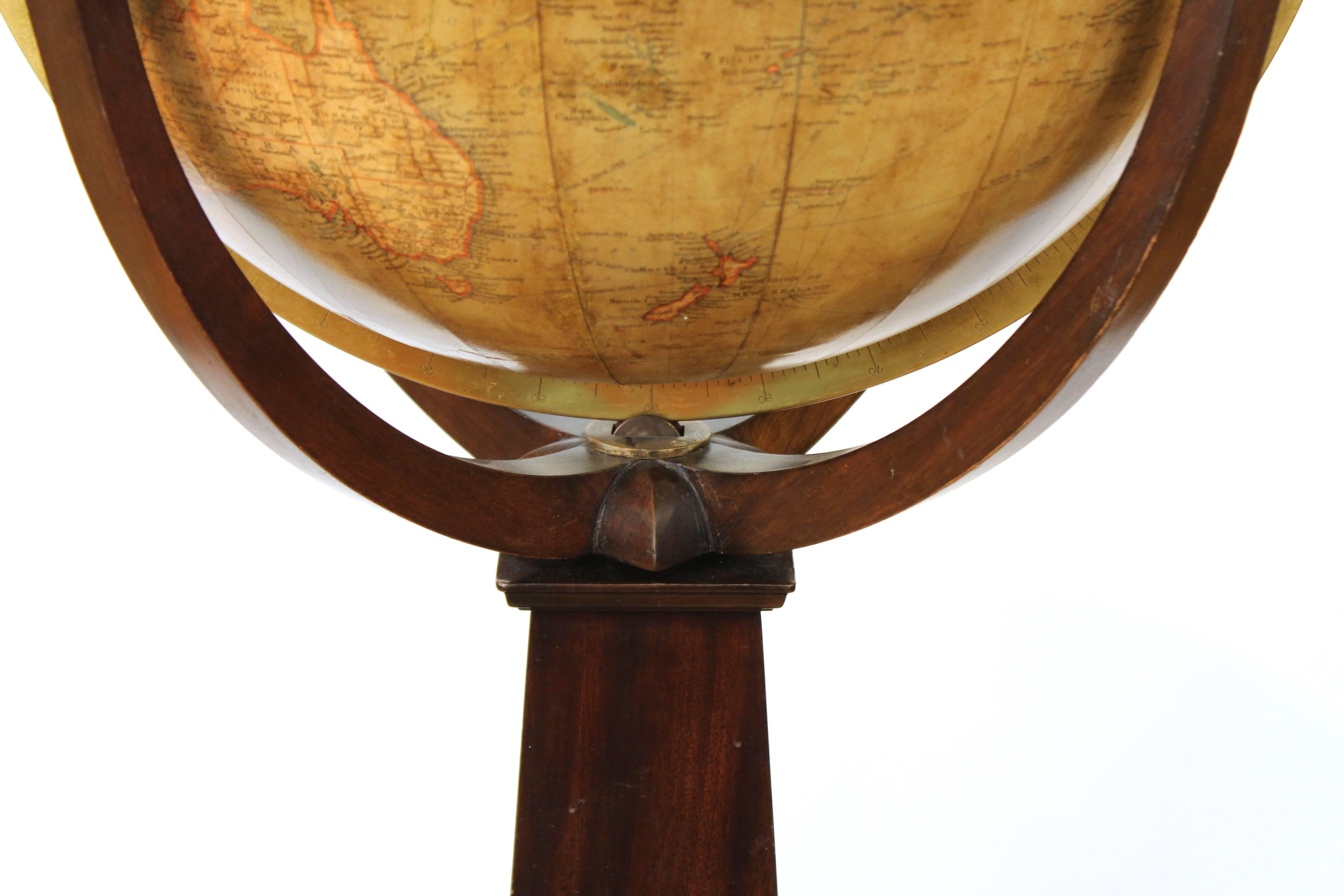 Antique Philip's Merchant Shipper's Globe In Good Condition In New York, NY