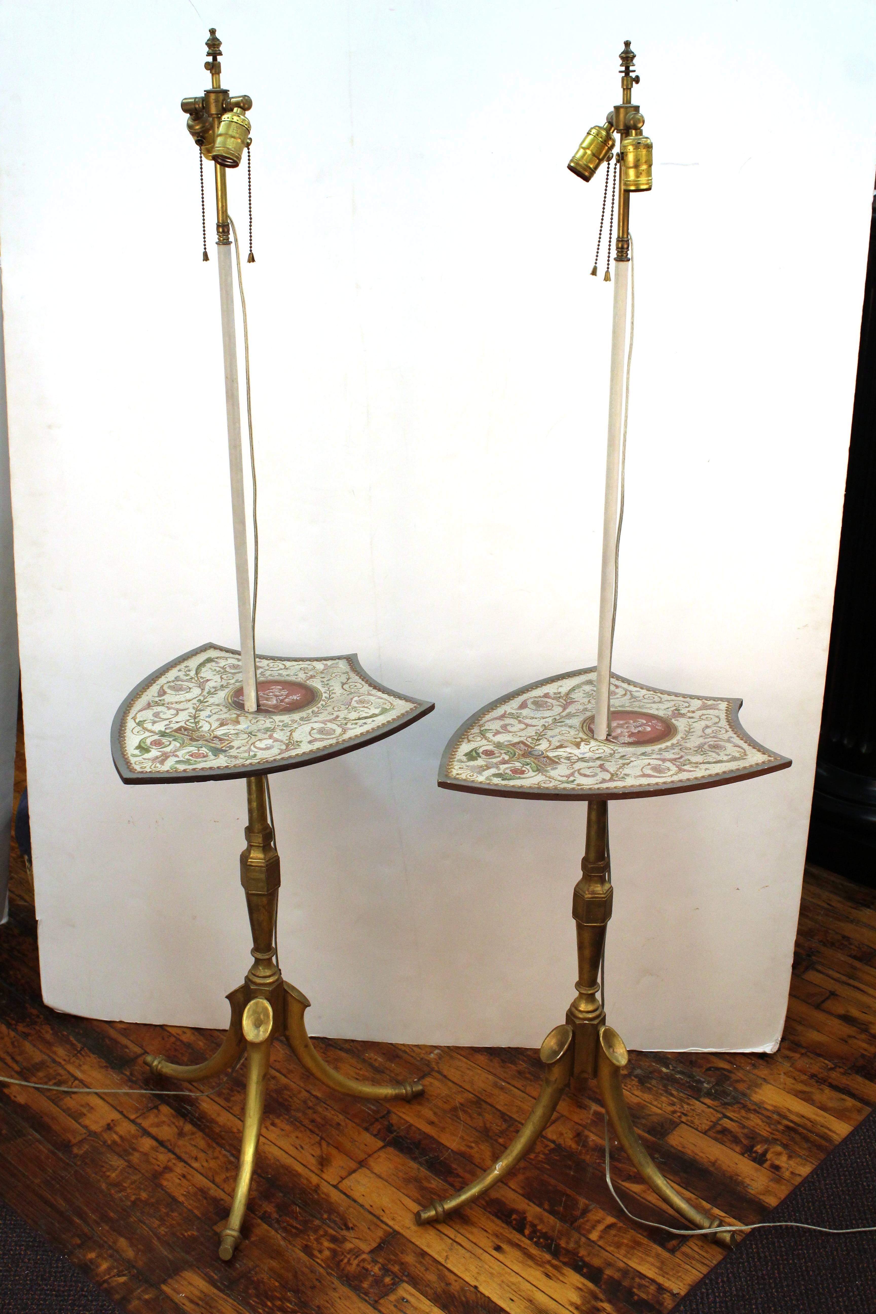 Pair of Painted Shield Floor Lamps In Good Condition In New York, NY