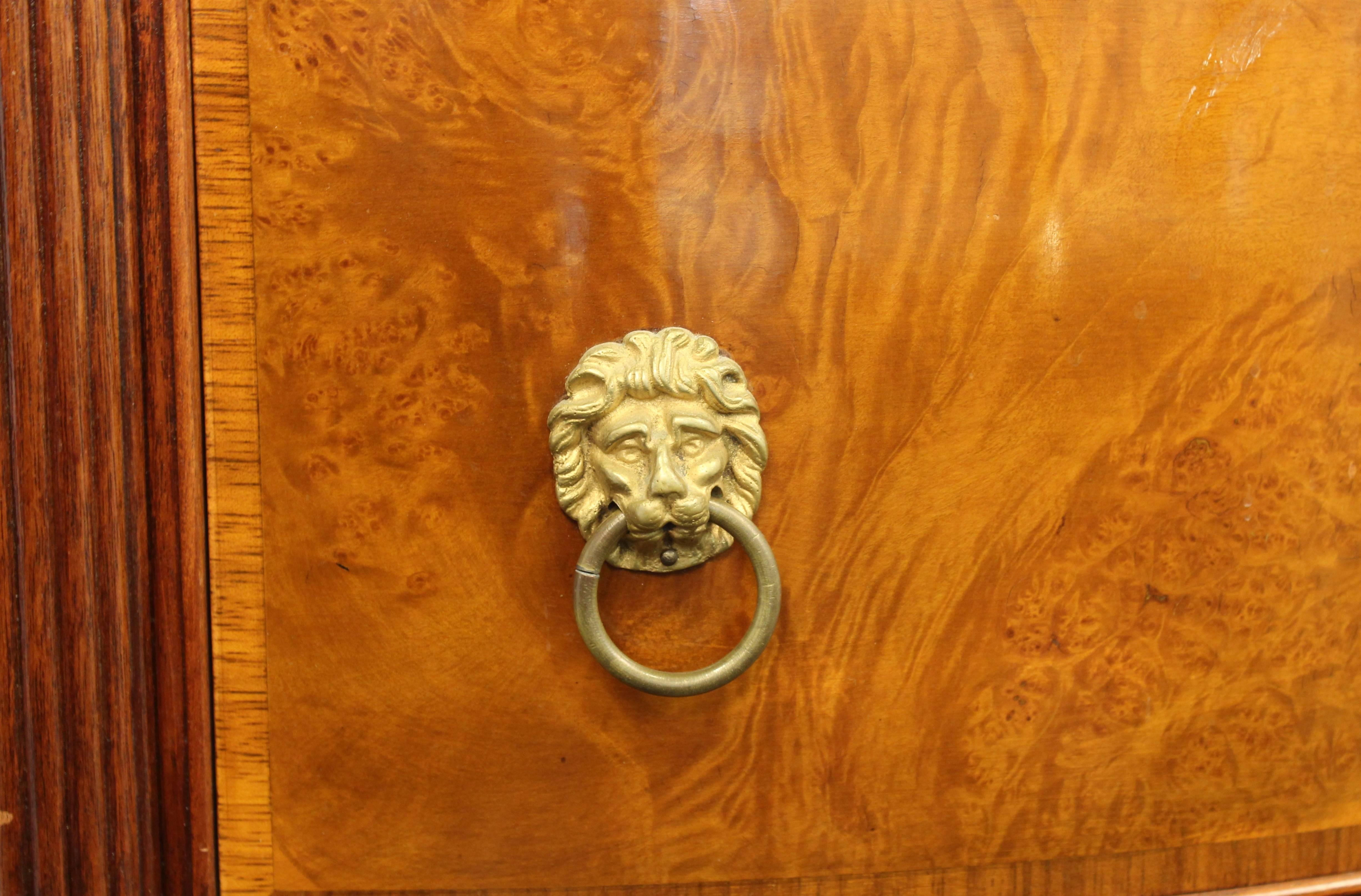 Demilune Commode in Wood with Lion's Head Ormlou Mounts In Good Condition In Astoria, NY