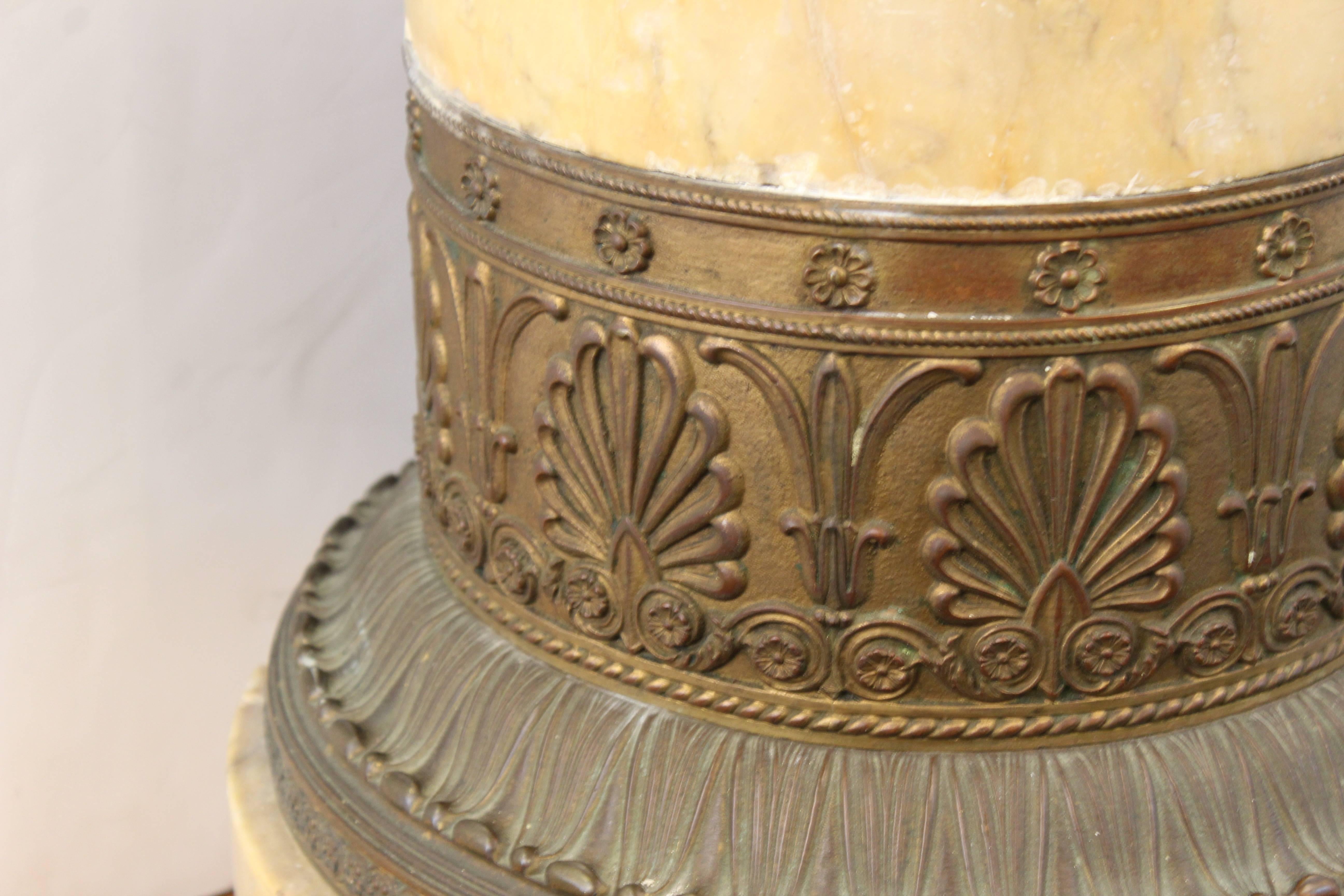 19th Century Pedestal in Solid Marble with Decorative Band in Bronze 3