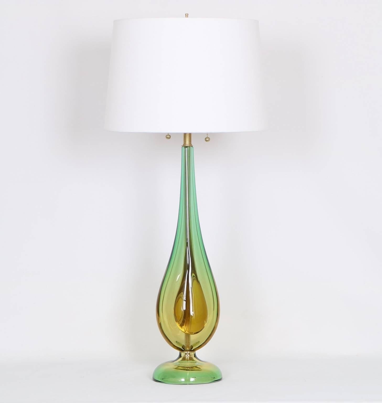Mid-20th Century Seguso Murano Sommerso Glass Table Lamp in Green and Amber