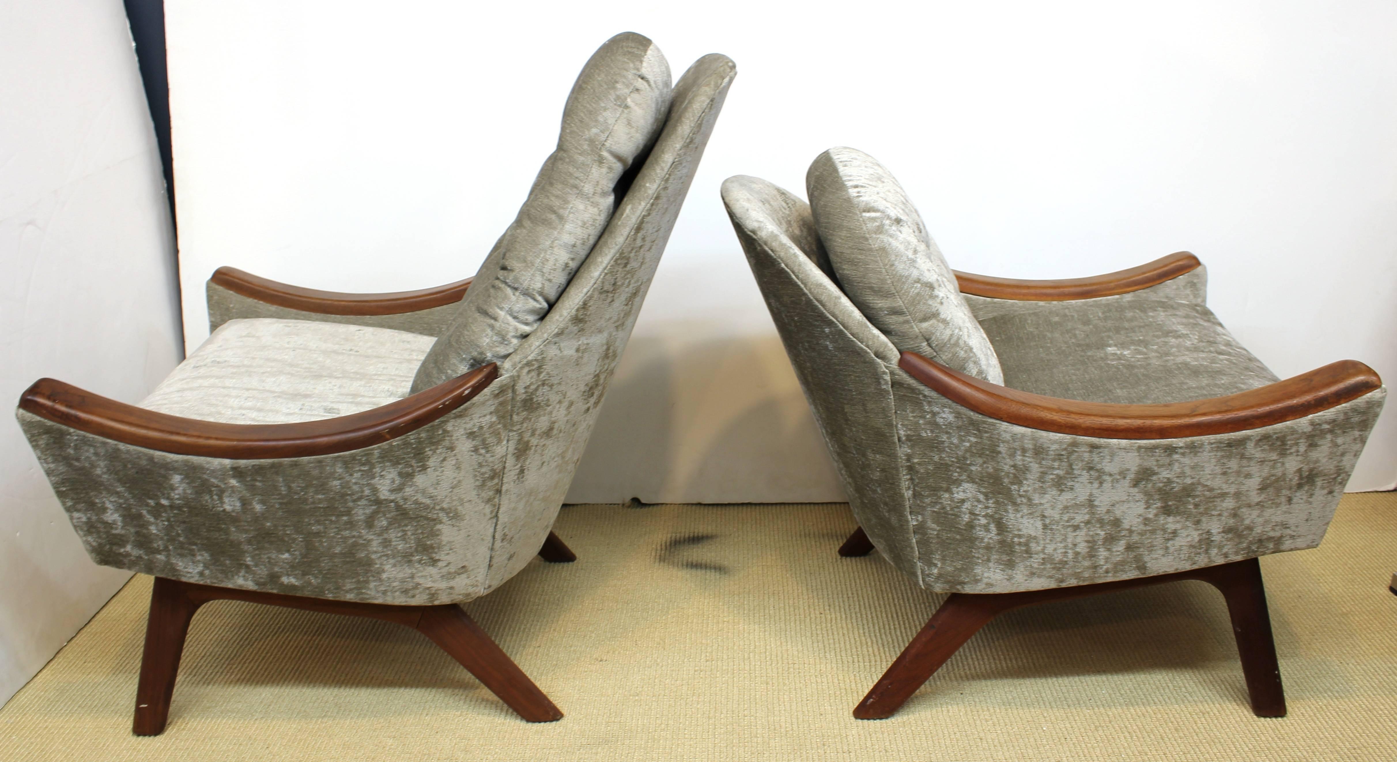 Mid-20th Century Adrian Pearsall 'Mama' and 'Papa' Lounge Chairs in Velvet