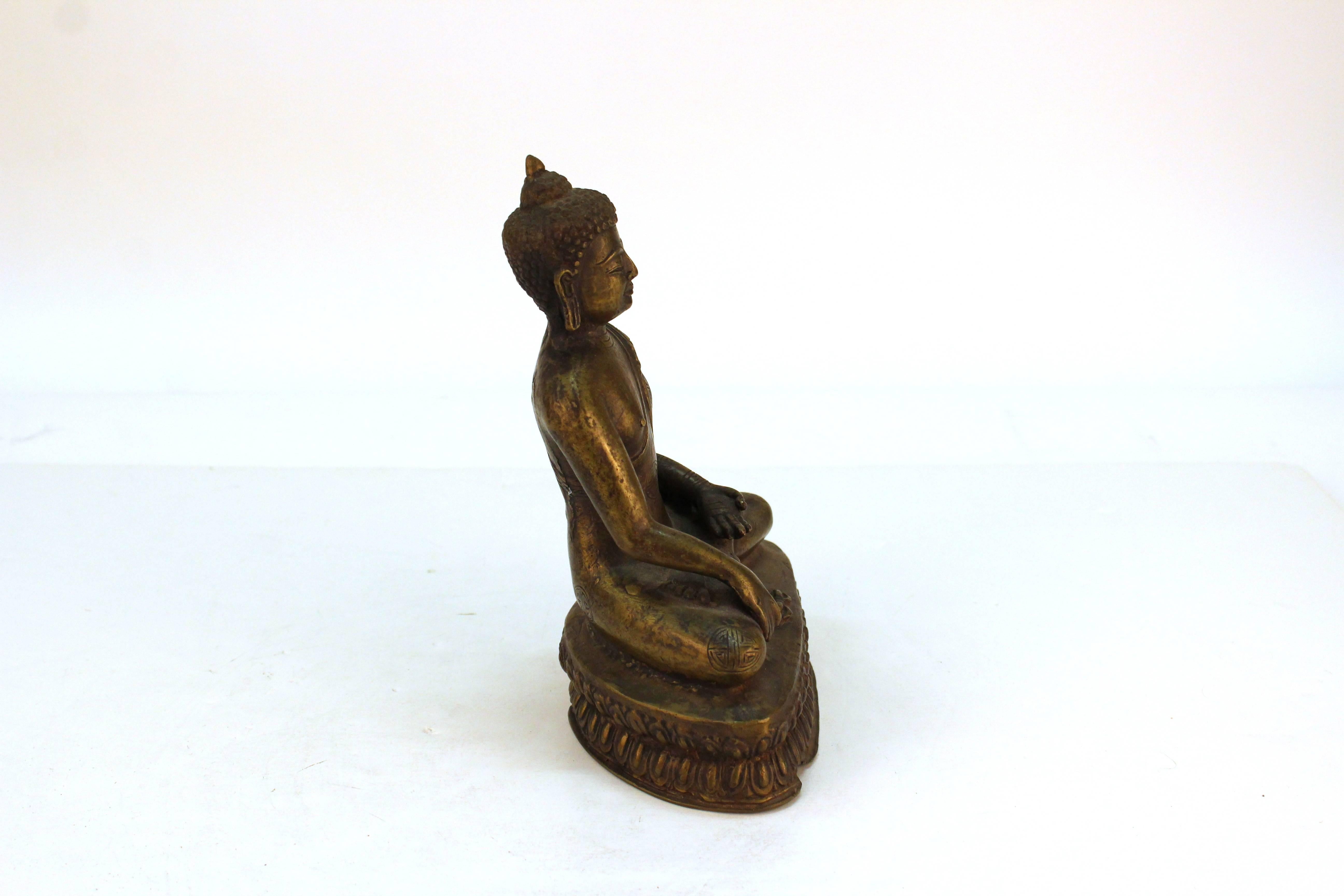 20th Century Chinese Seated Bronze Buddha Figure