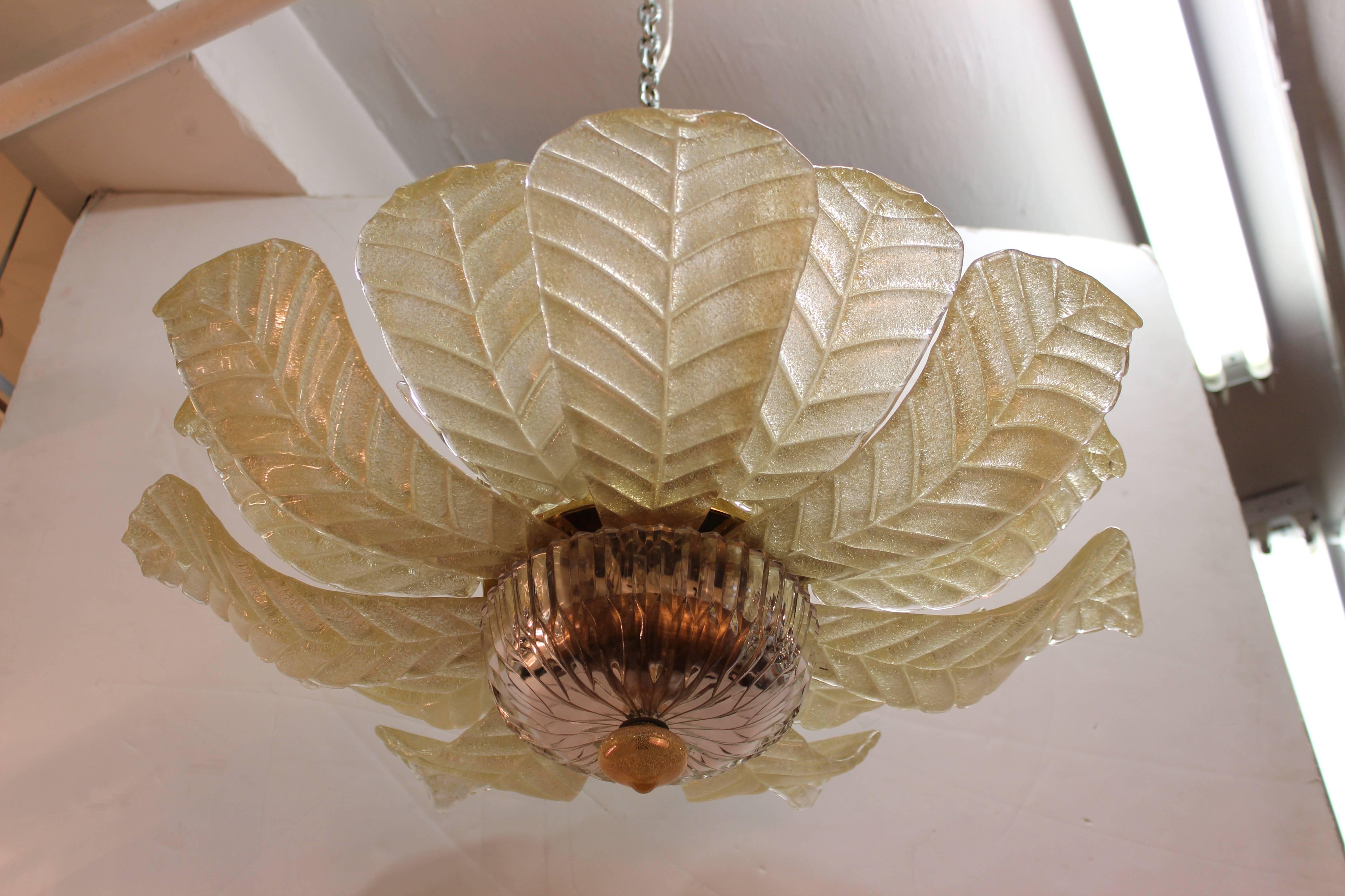 Italian Modern Chandelier with Murano Glass Leaves For Sale 2