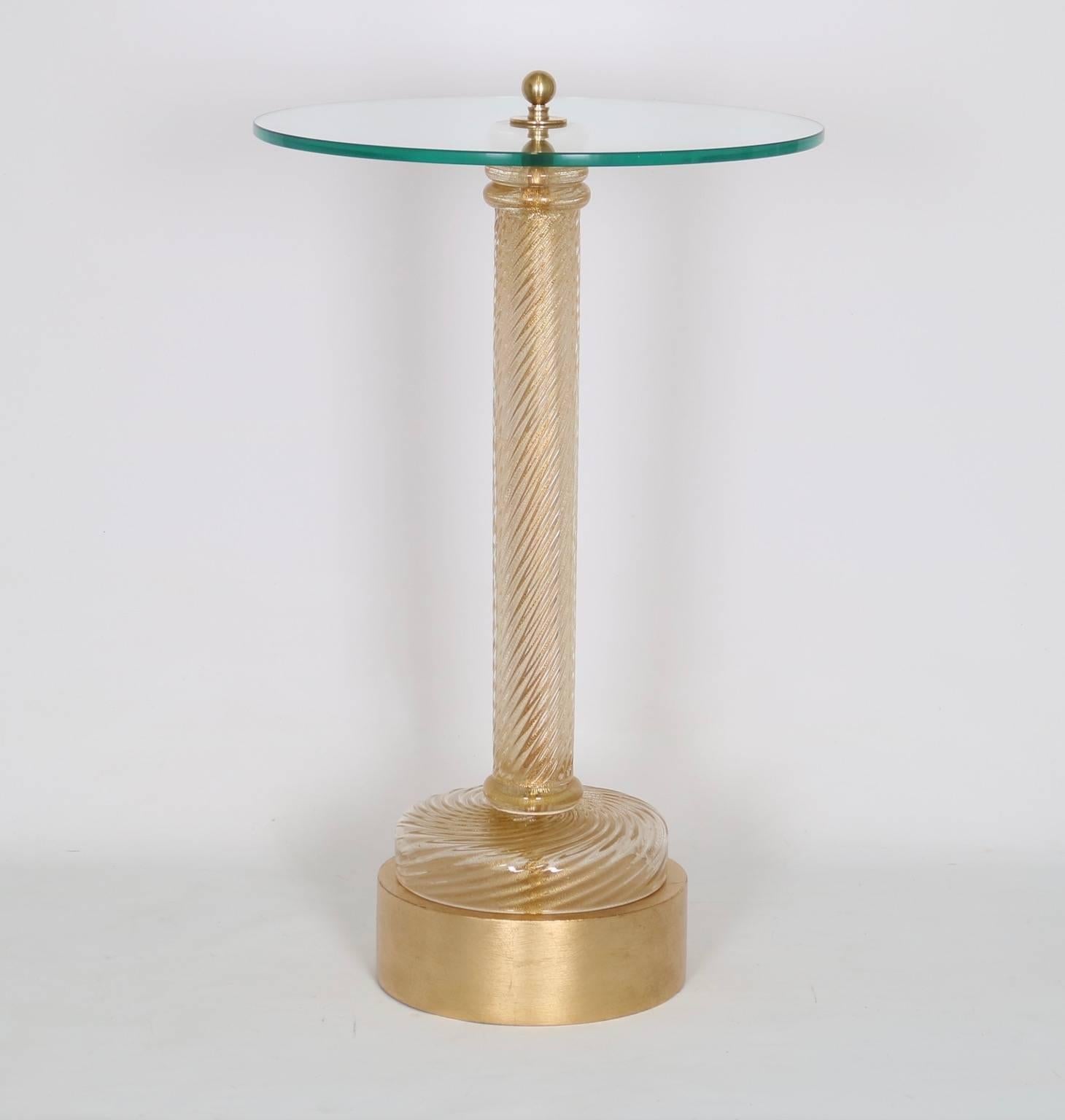 Mid-20th Century Hollywood Regency Murano Glass Side Table with Gold Flakes and Gilt Wooden Base