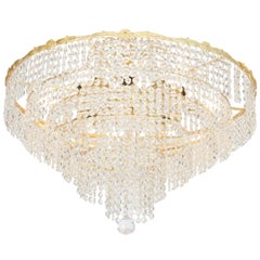 Lampadario del Medioevo placcato oro con cristalli austriaci