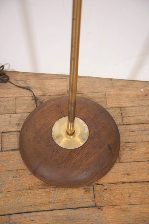 Mid-Century Modern Italian Stilnovo Style Three-Light Floor Lamp in Brass with Wood Accents