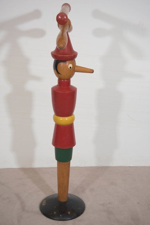 Italian Midcentury Child's Wooden Clothes Valet as Pinocchio by Ma.Gi In Good Condition In Astoria, NY