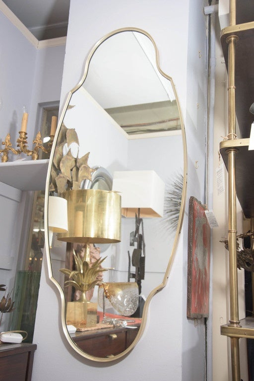 Pair of Midcentury Ogee Framed Brass Wall Mirrors In Good Condition In New York, NY