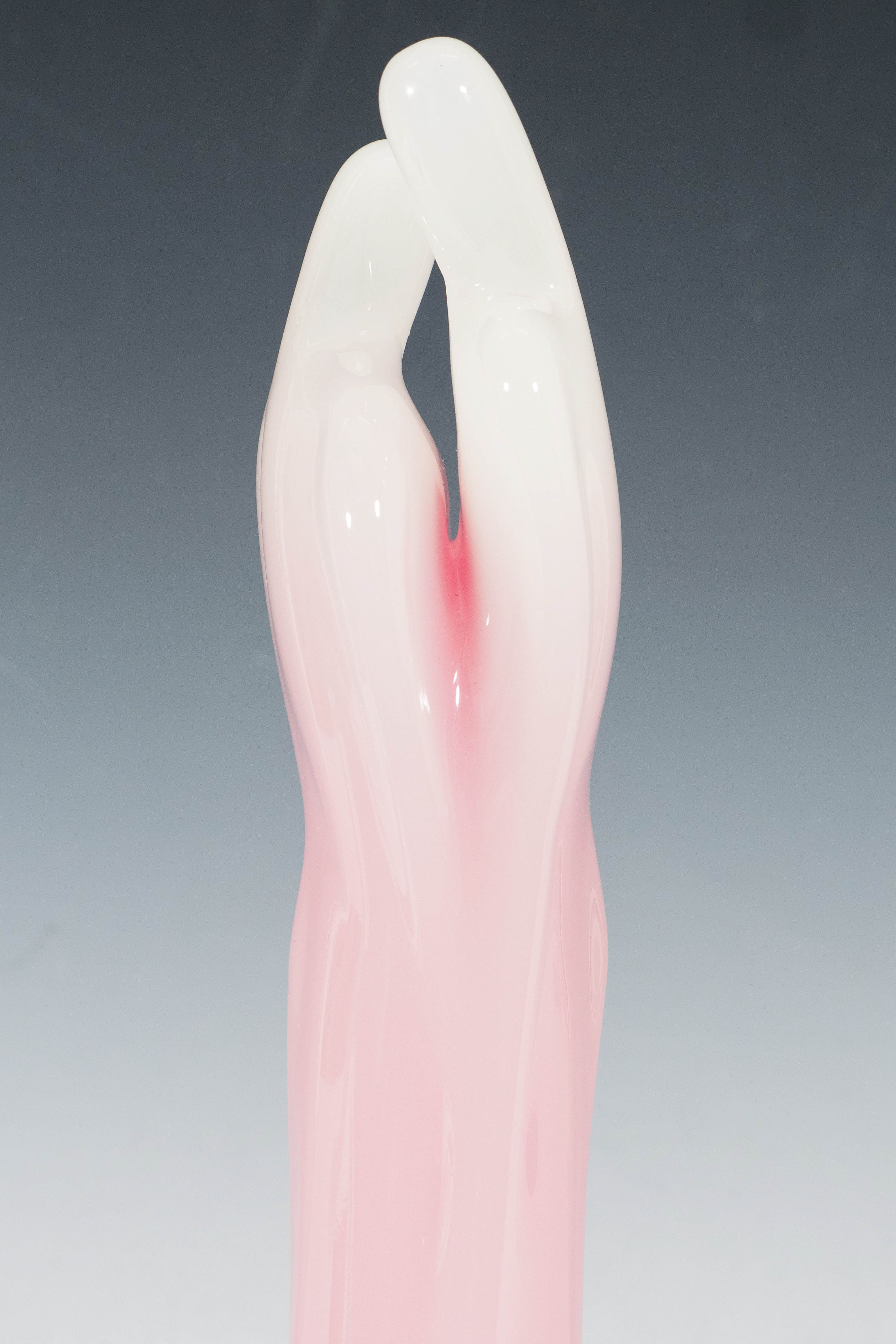 An Italian Murano Glass Opaline Sculpture of Lovers Embracing In Good Condition In Astoria, NY