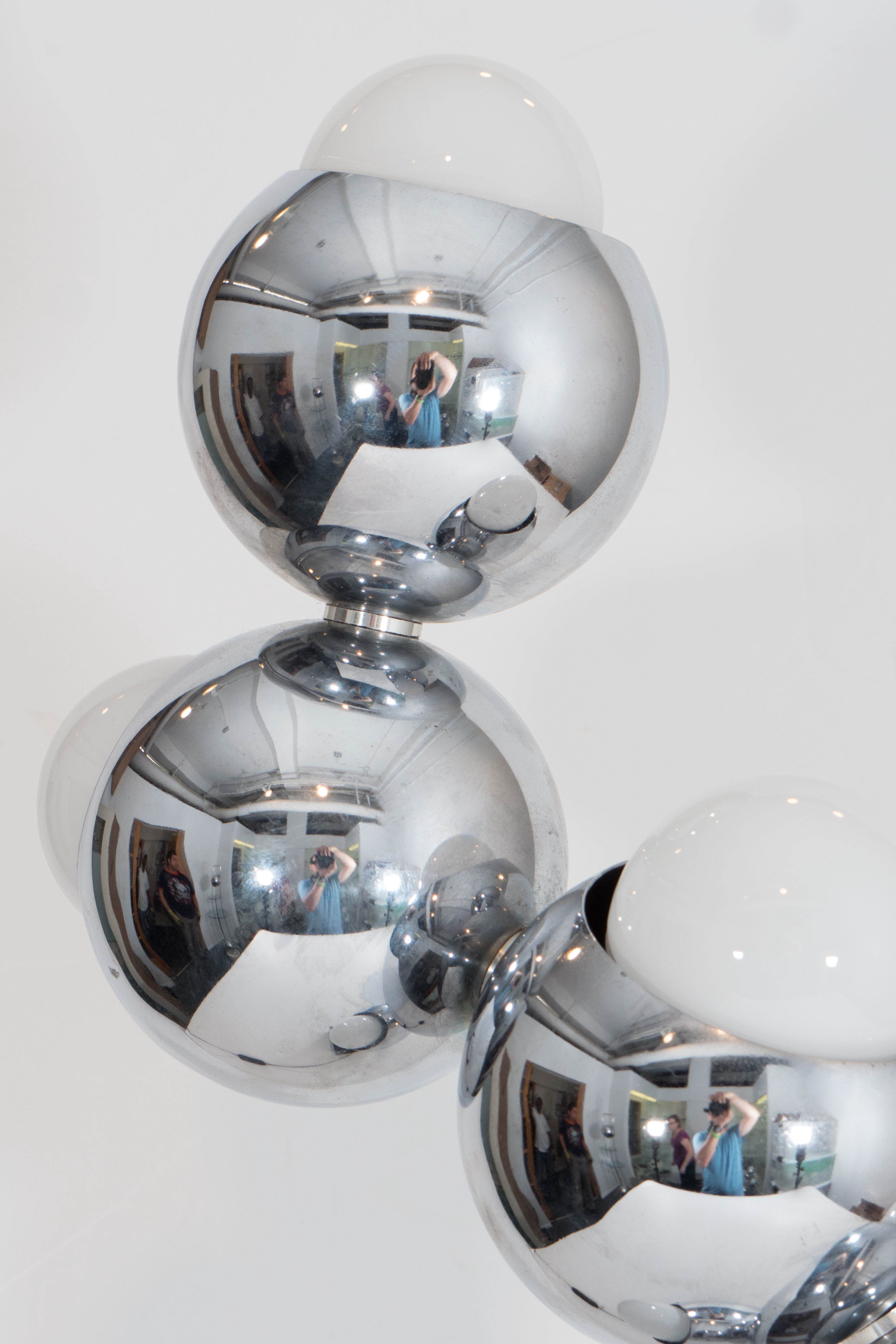 Enameled Robert Sonneman Style Five-Light 'Molecule' Table Lamp in Polished Chrome