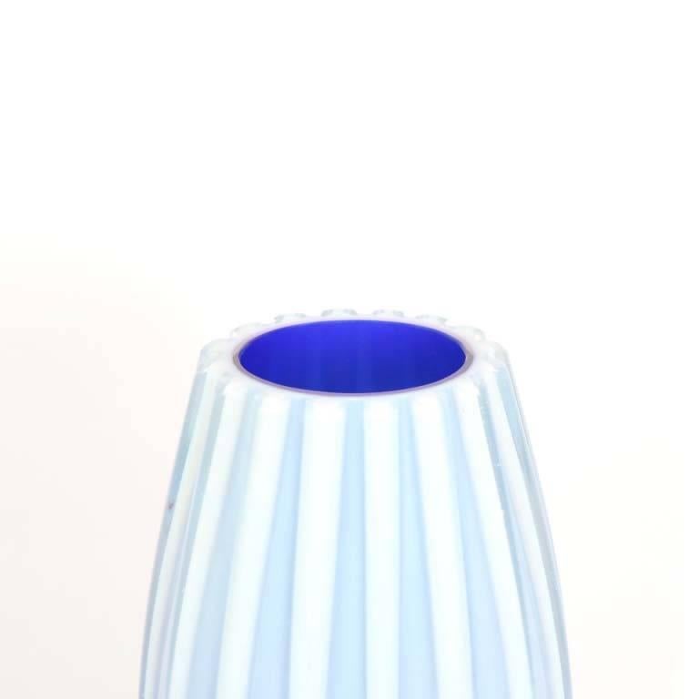 Barovier e Toso Opaline Glass Vase In Good Condition In New York, NY