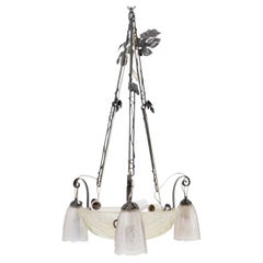 Lampadario francese in vetro pressato e metallo Art Déco