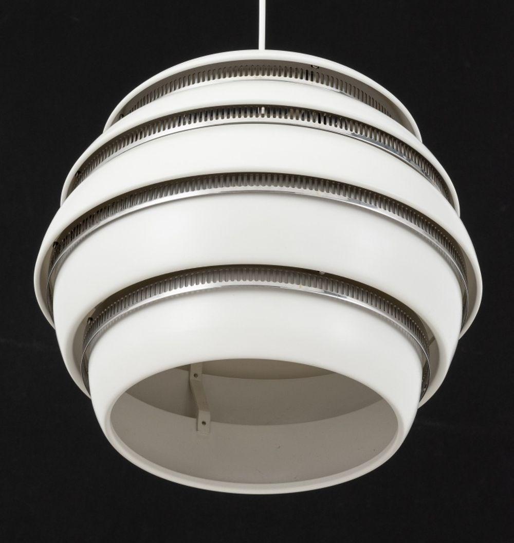 Alluminio Lampada a sospensione in alluminio Artek A331 Beehive in vendita