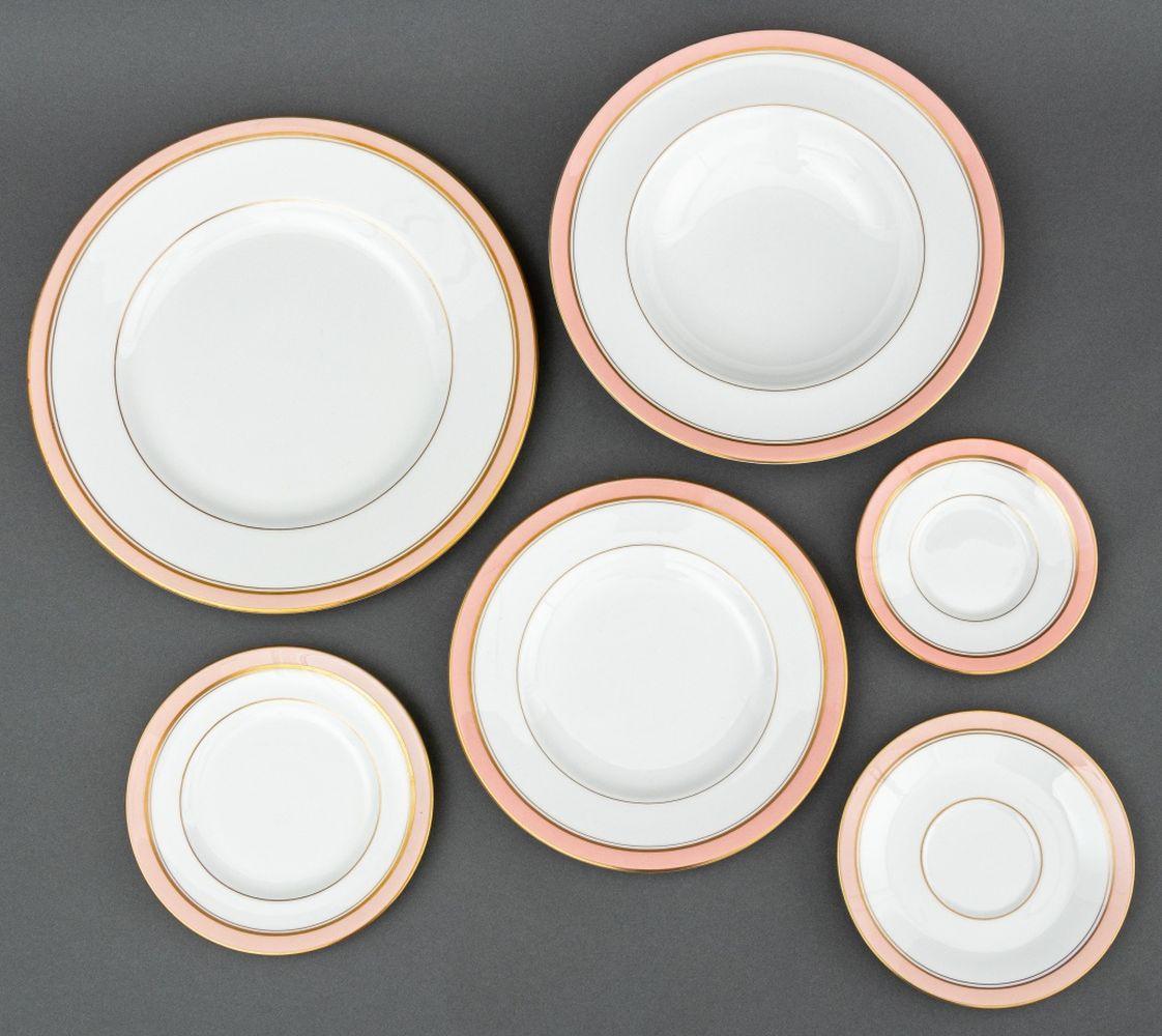 Gilt Royal Worcester Porcelain Tableware, 87 For Sale