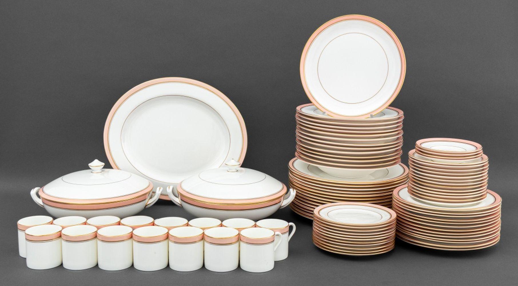 Royal Worcester Porcelain Tableware Set, in rose Howard pattern, with gilt rim, comprising: (14) fourteen dinner plates, (15) fifteen teacups, (13) seventeen saucers, (4) four, small saucers, (1) one salad plate, (13) thirteen dessert plates, (13)