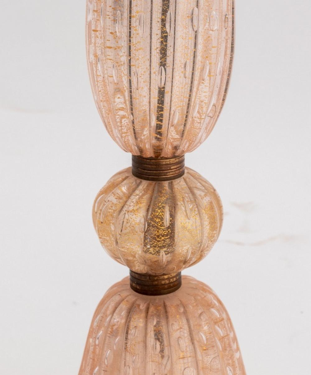 Lámpara de cristal rosa dorado de Murano atribuida a Barovier Italiano en venta