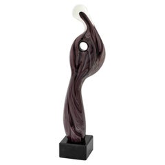 Abstrakte Skulptur aus Vintage-Murano-Kunstglas auf einem Sockel aus ebonisiertem Holz