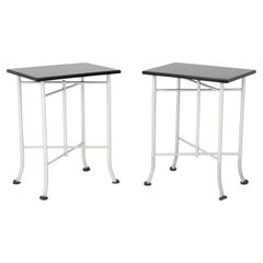 Tables de chevet Art déco Warren McArthur, en aluminium et bakélite, lot de deux